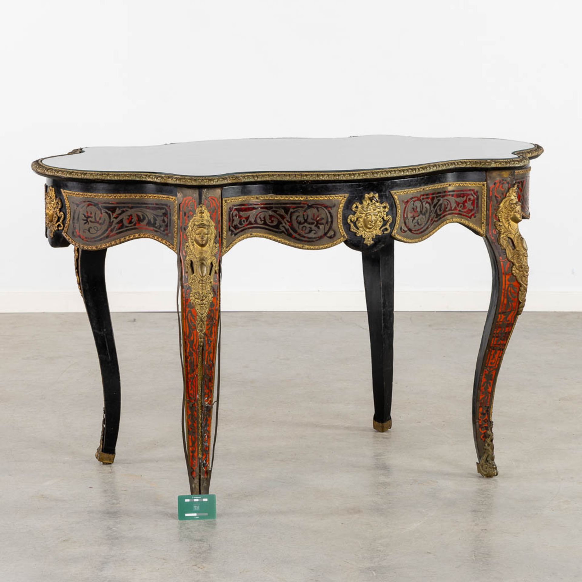 A Boulle 'Table Violon', tortoiseshell and copper inlay, Napoleon 3. (L:76 x W:130 x H:77 cm) - Bild 2 aus 19