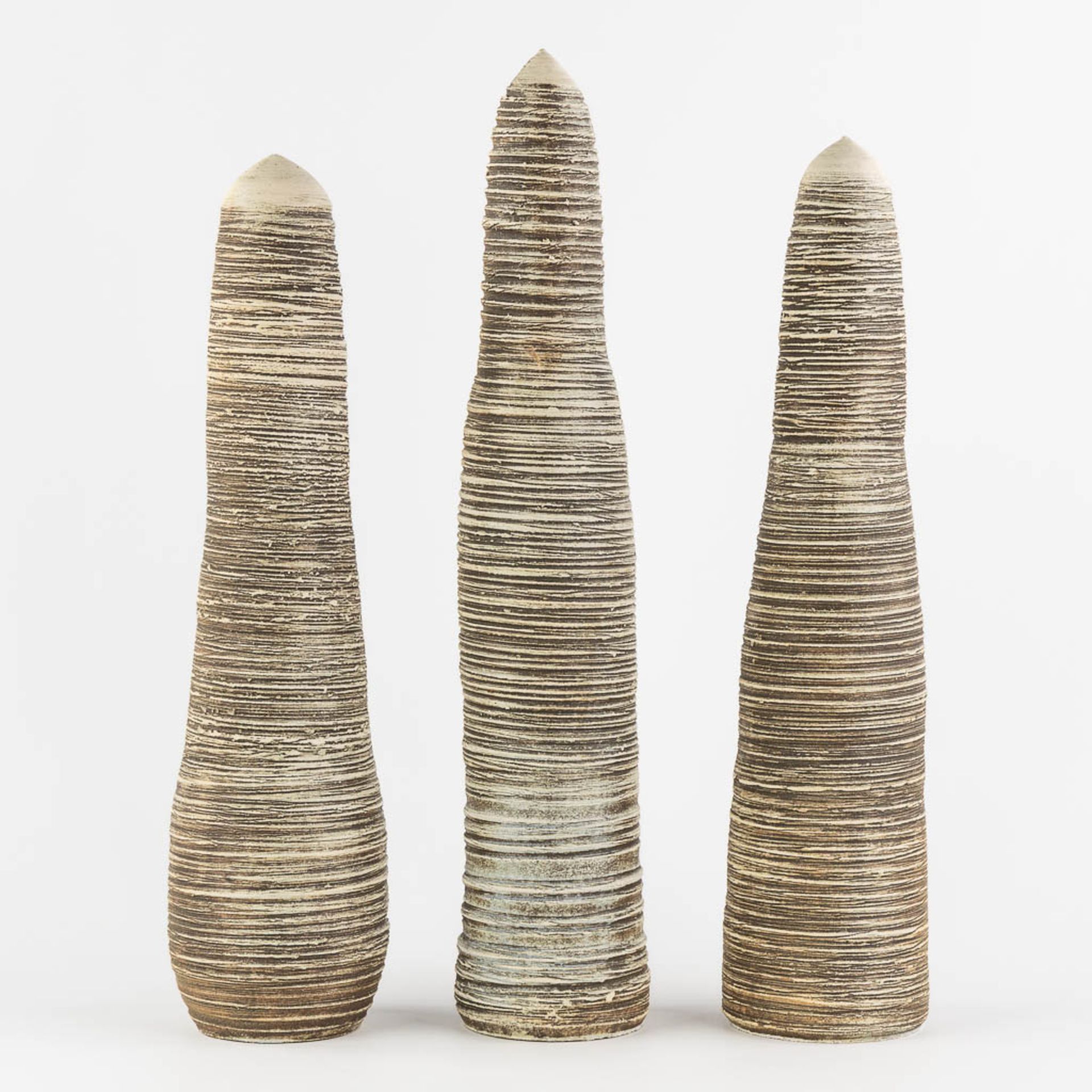 Pia MANU (XX) 'Three Decorative Sculptures'. (H:57 x D:11 cm) - Bild 5 aus 10