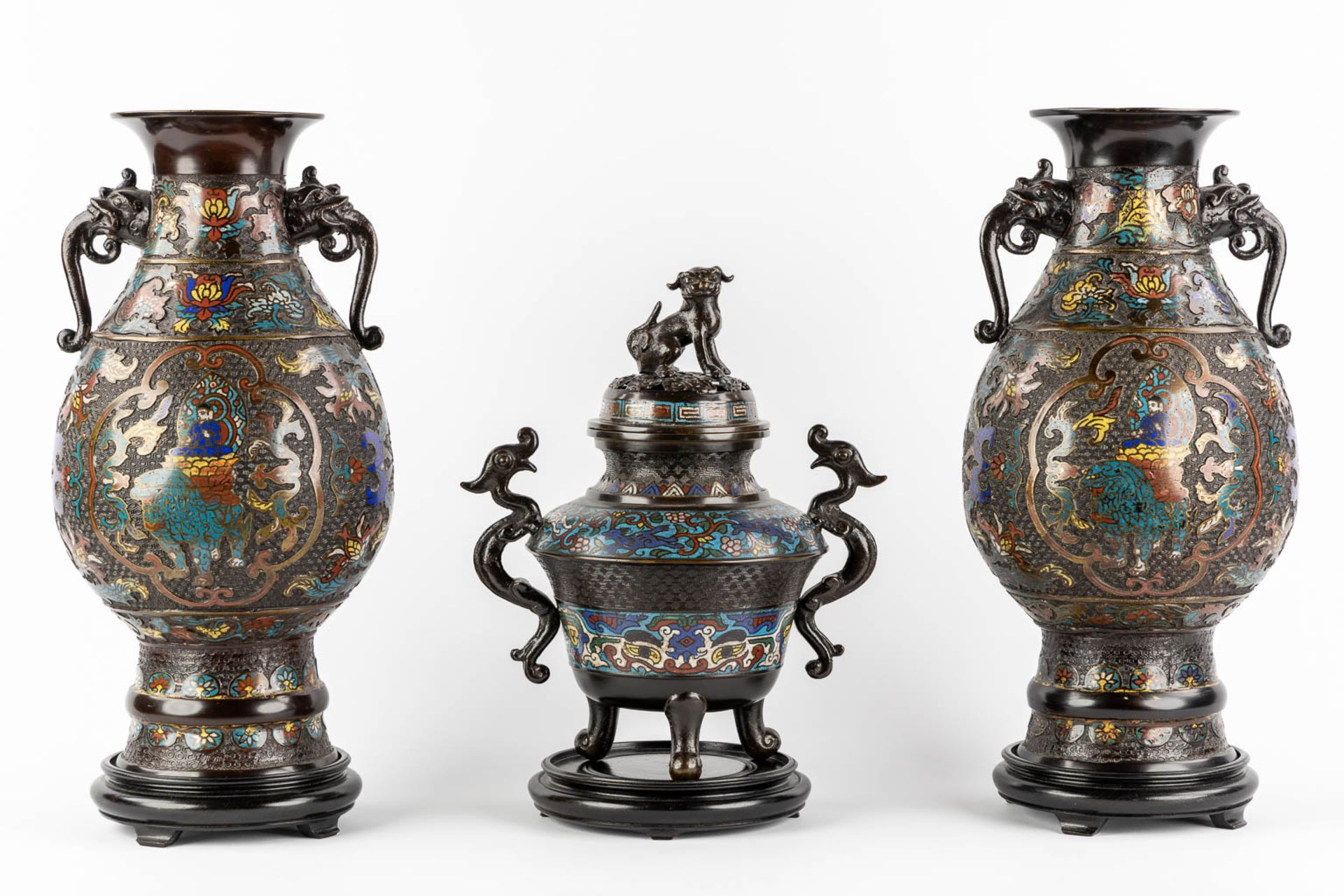 A pair of vases, added an insence burner, bronze with champslevé decor. Circa 1900. (H:45 x D:23 cm) - Image 3 of 15