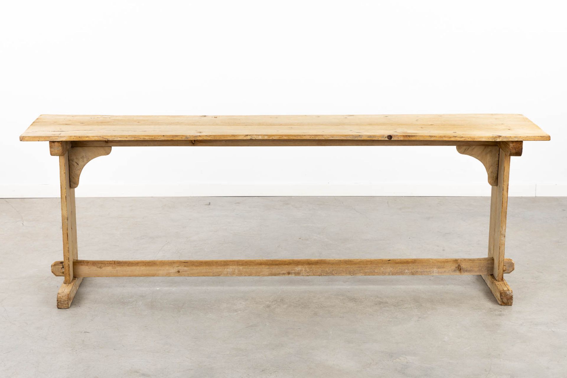 A small monastery table, pine wood. (L:50 x W:190 x H:68 cm) - Bild 3 aus 8