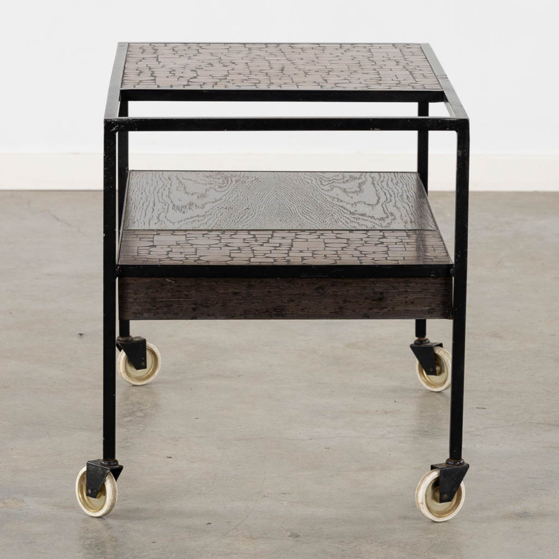 Herbert HIRCHE (1910-2002) 'Bar Cart'. (L:44 x W:75 x H:49 cm) - Image 6 of 12