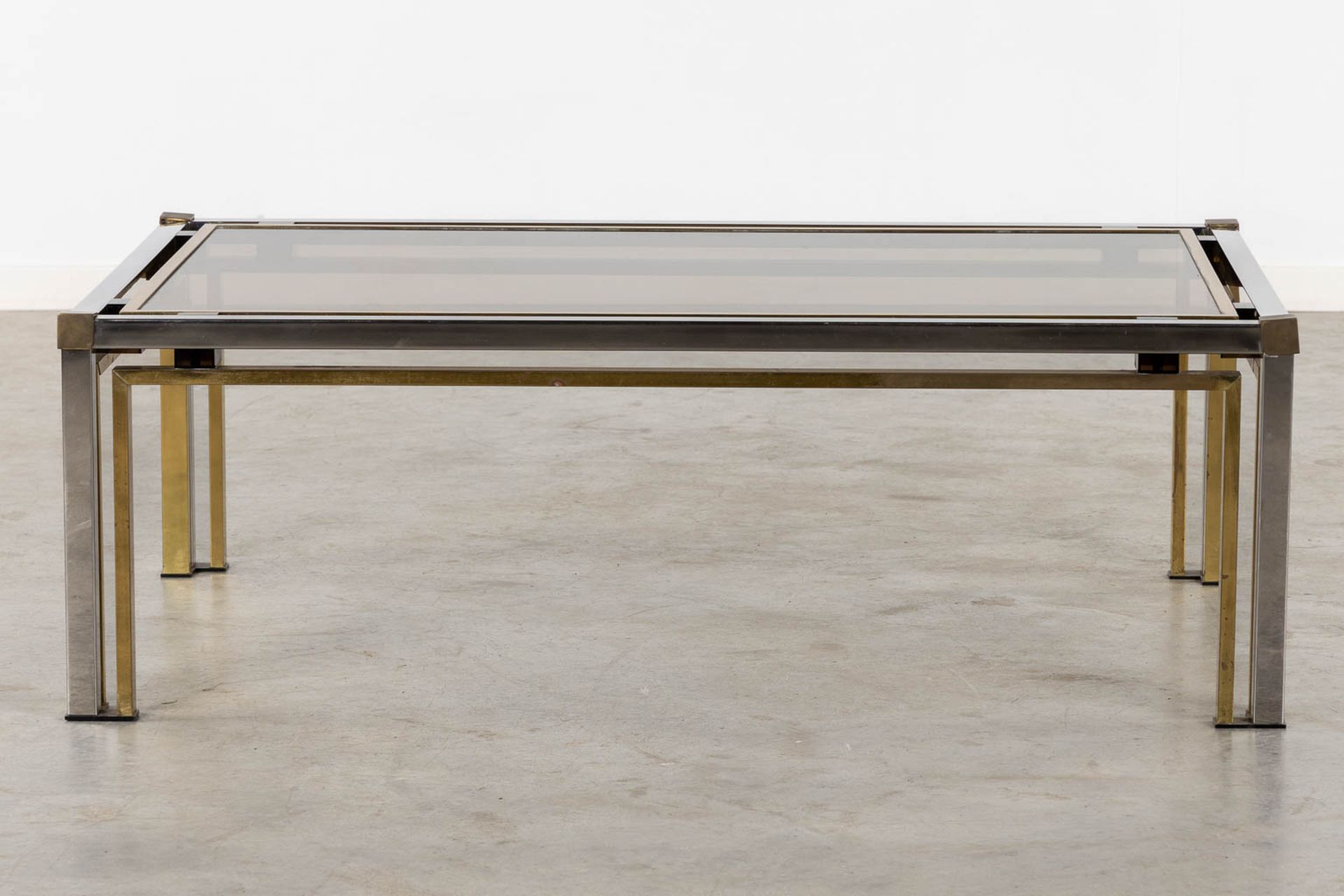 A coffee table, brass and glass. Dewulf Selection / Belgo Chrome. (L:60 x W:120 x H:50 cm) - Image 2 of 7