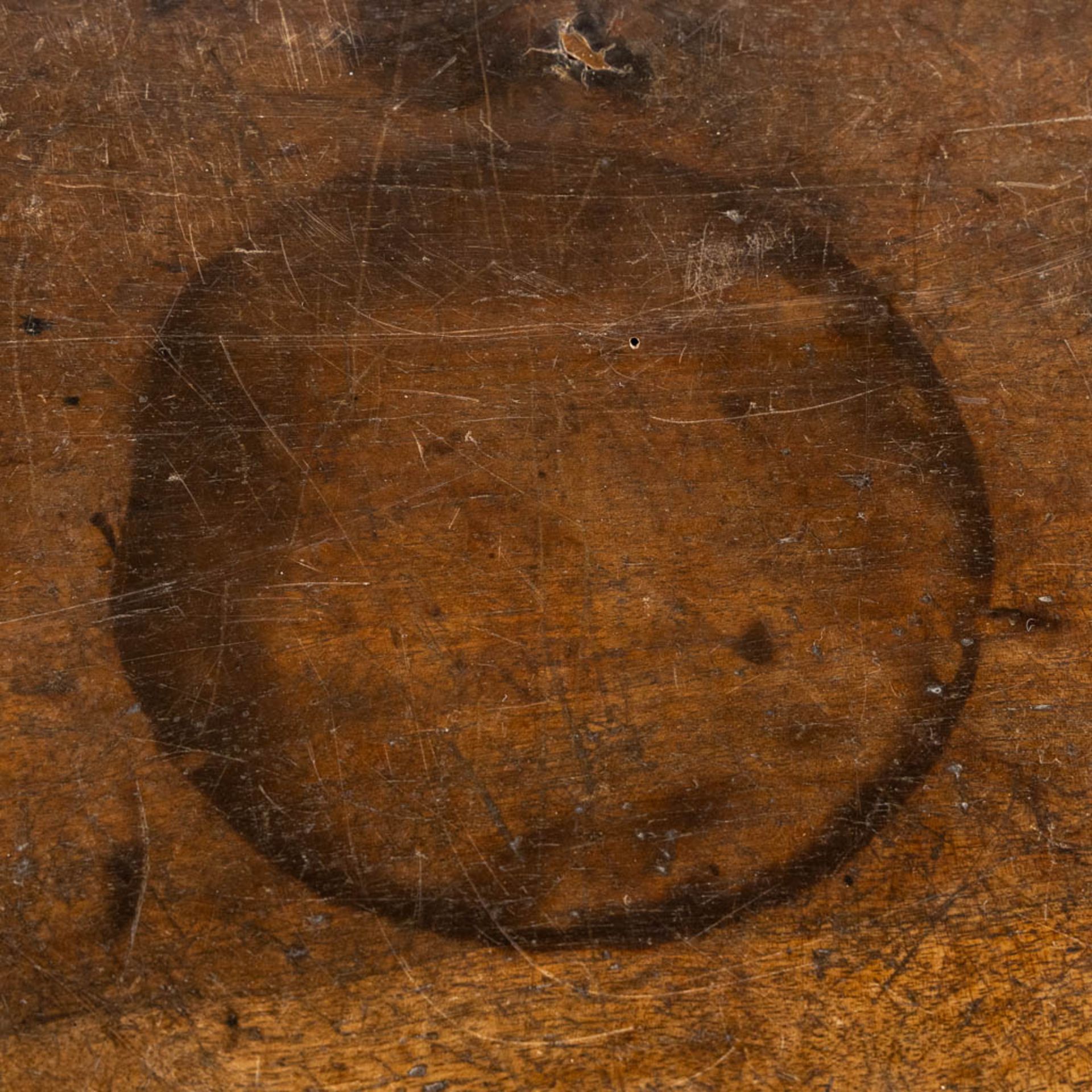 An antique side table, sculptured wood. (L:46 x W:97 x H:76 cm) - Bild 10 aus 14