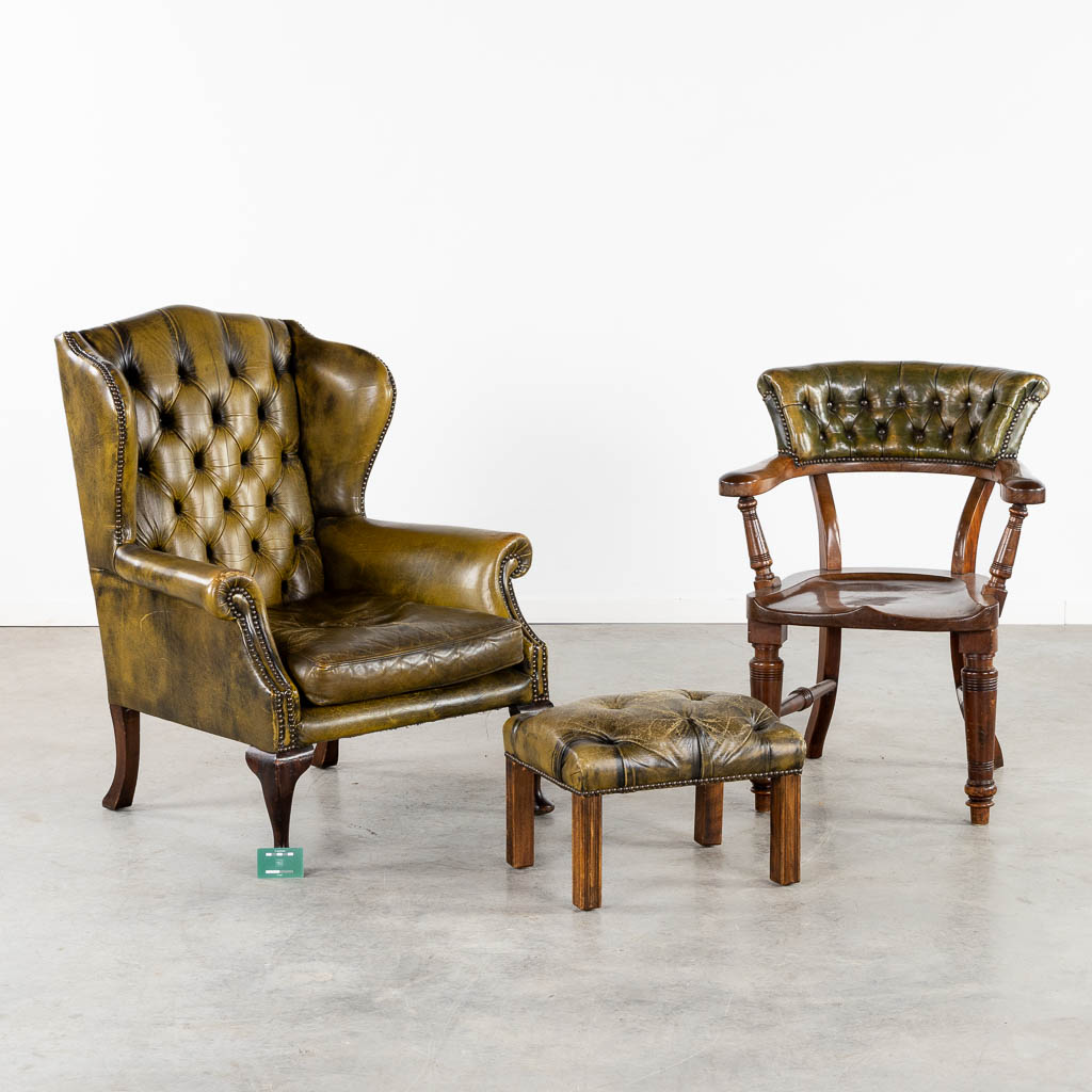 A Lounge chair, office chair and ottoman, Leather on wood, Chesterfield. (L:84 x W:80 x H:100 cm) - Image 2 of 13