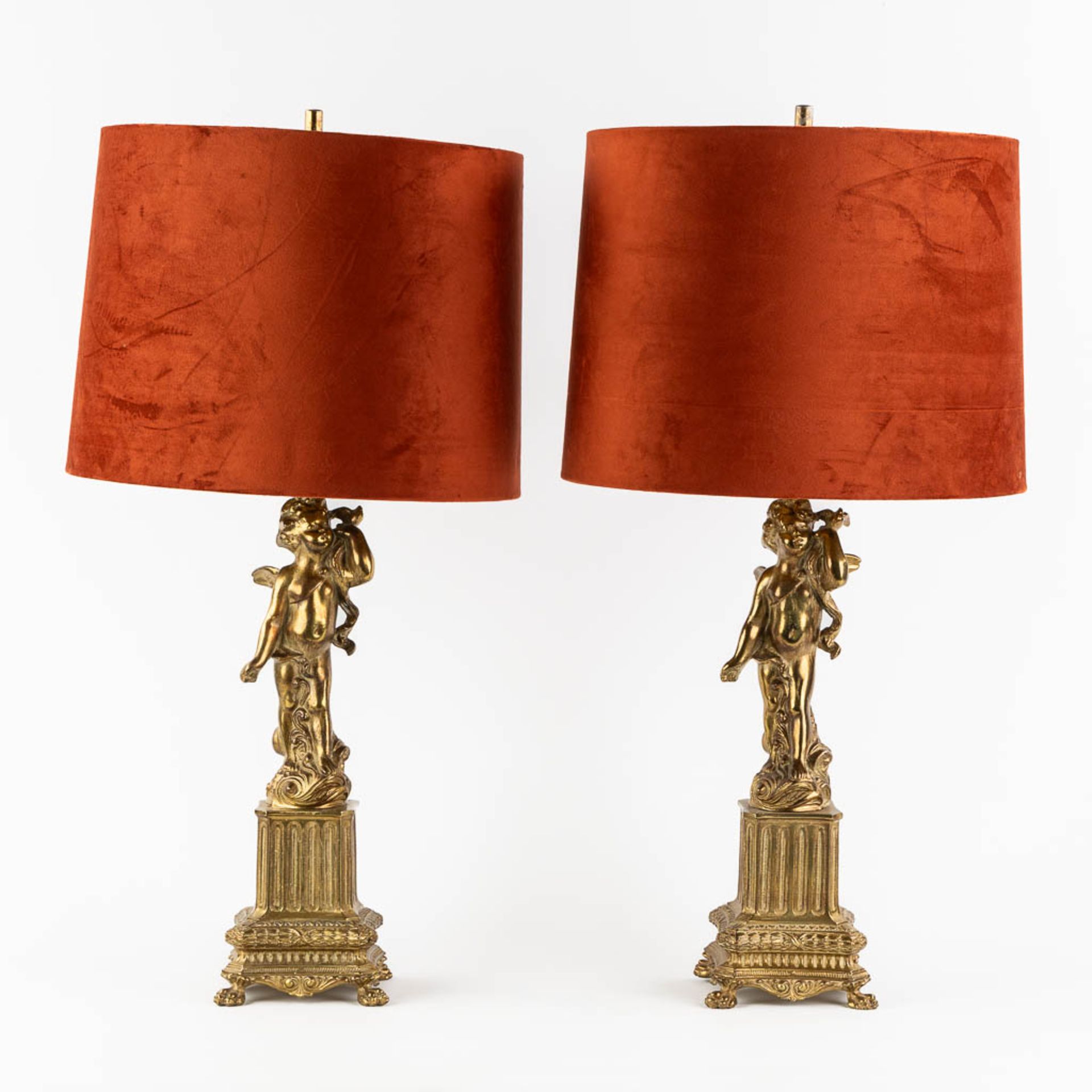 A pair of decorative table lamps, messing. 20th century. (L:15 x W:15 x H:78 cm) - Bild 3 aus 11