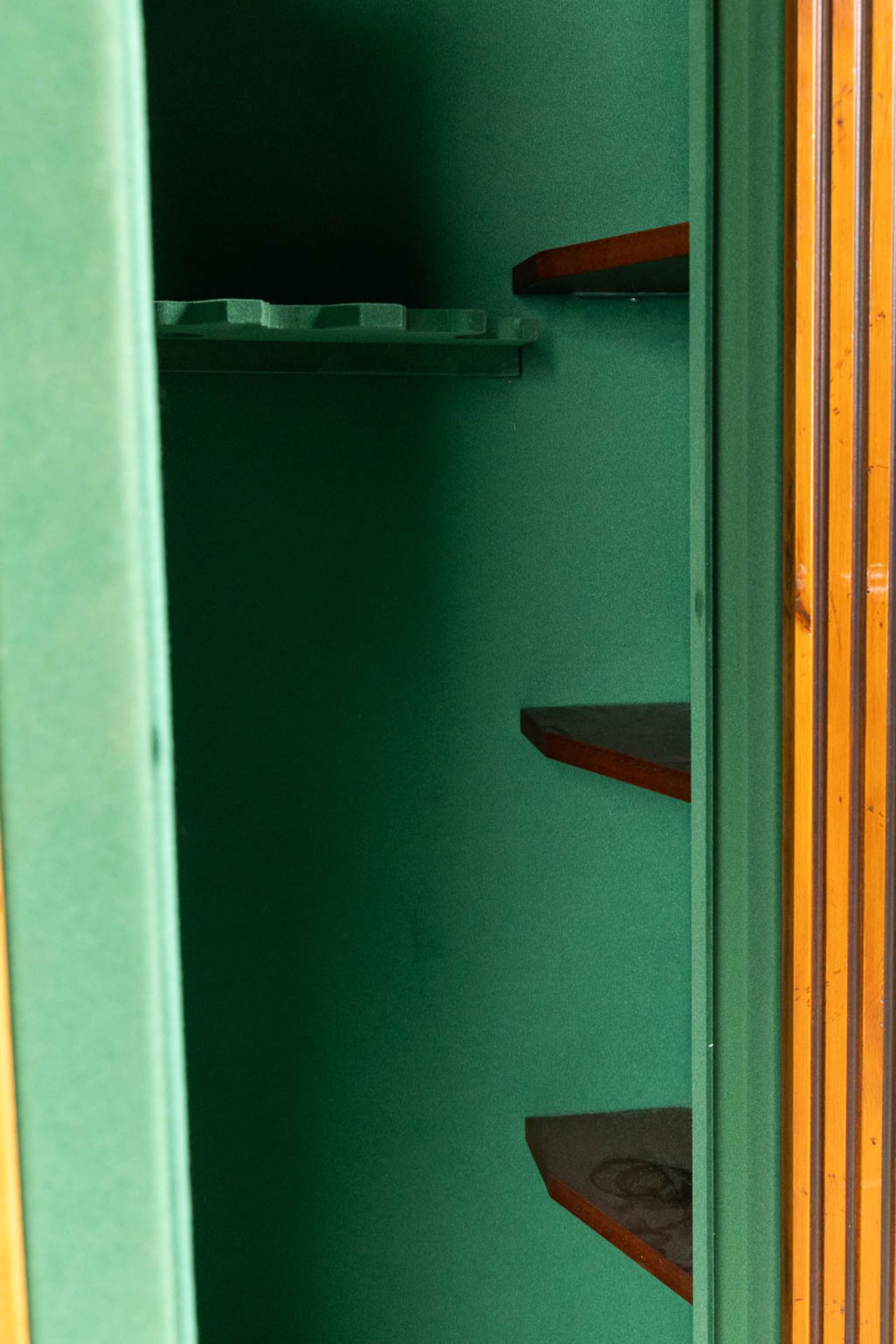 An armory cabinet/safe, metal mounted with wood. Circa 1980. (L:34 x W:60 x H:139 cm) - Bild 13 aus 13