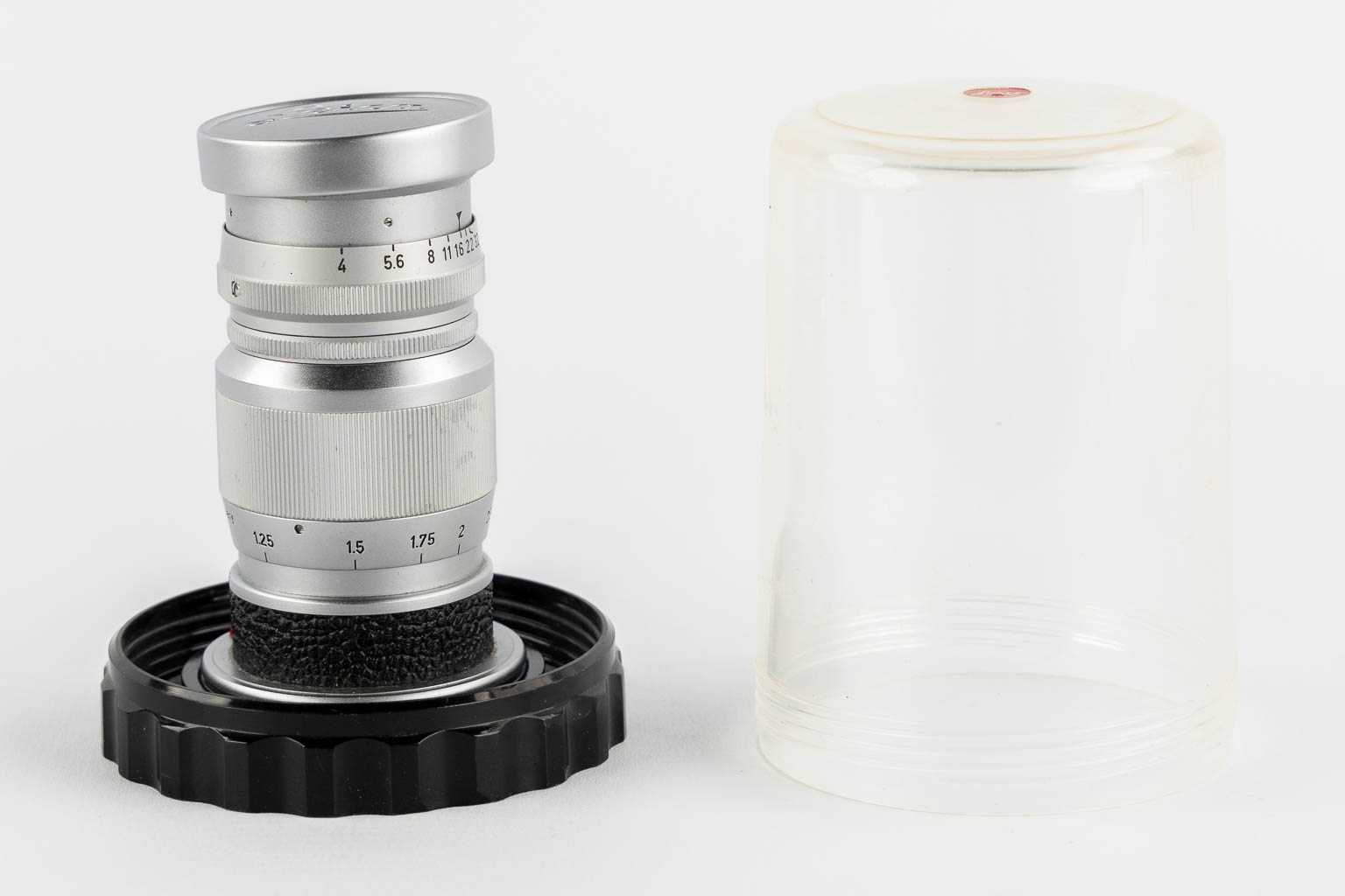 Leica, model M2, an analog photocamera. (L:8 x W:14 x H:7,6 cm) - Image 14 of 15