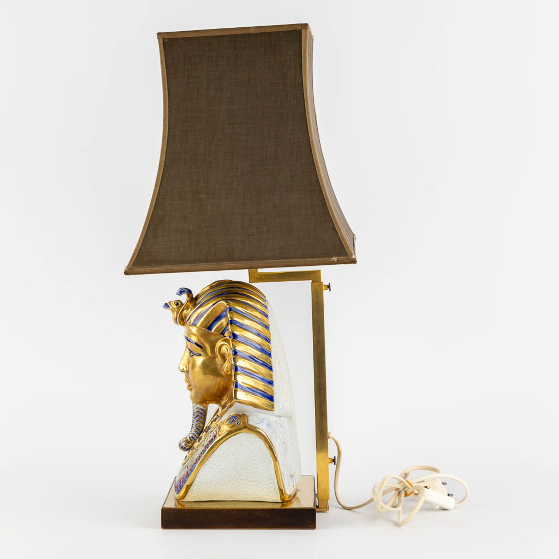 Eduoardo Tasca, Capodimonte, A Tutanchamun table lamp. (L:19 x W:25 x H:38 cm) - Bild 4 aus 10