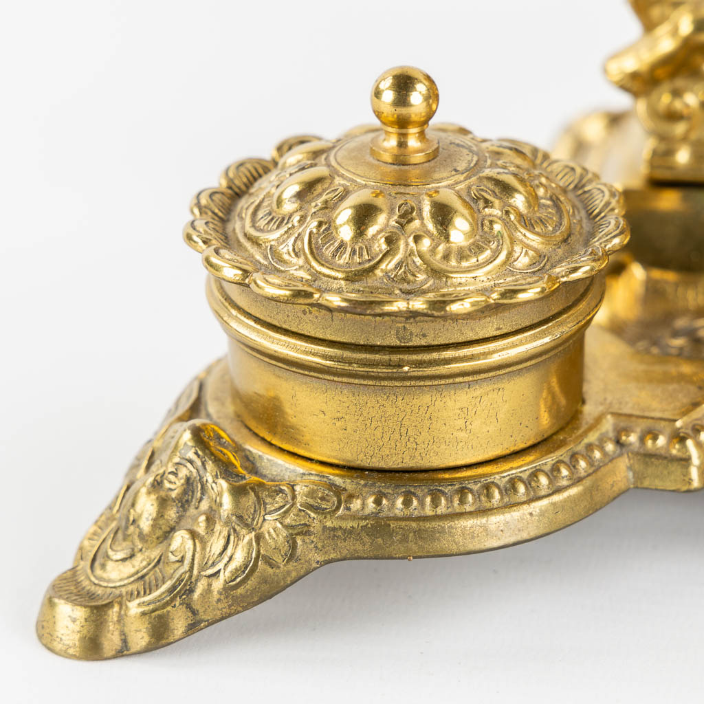 A letter holder and ink pot, polished bronze. (L:20 x W:30 x H:19 cm) - Image 12 of 14