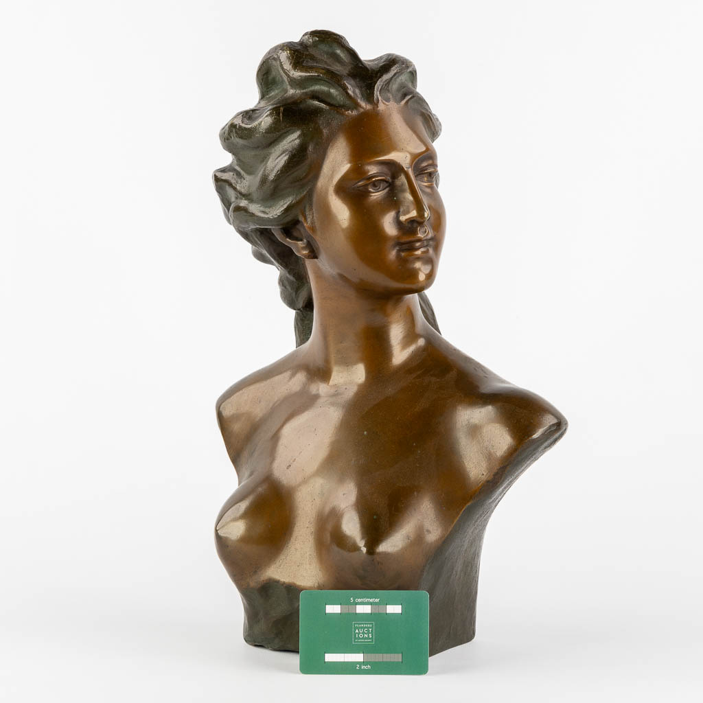Jef LAMBEAUX (1852-1908) 'Bust Of a Young Lady'. (L:18 x W:28 x H:42,5 cm) - Image 2 of 9