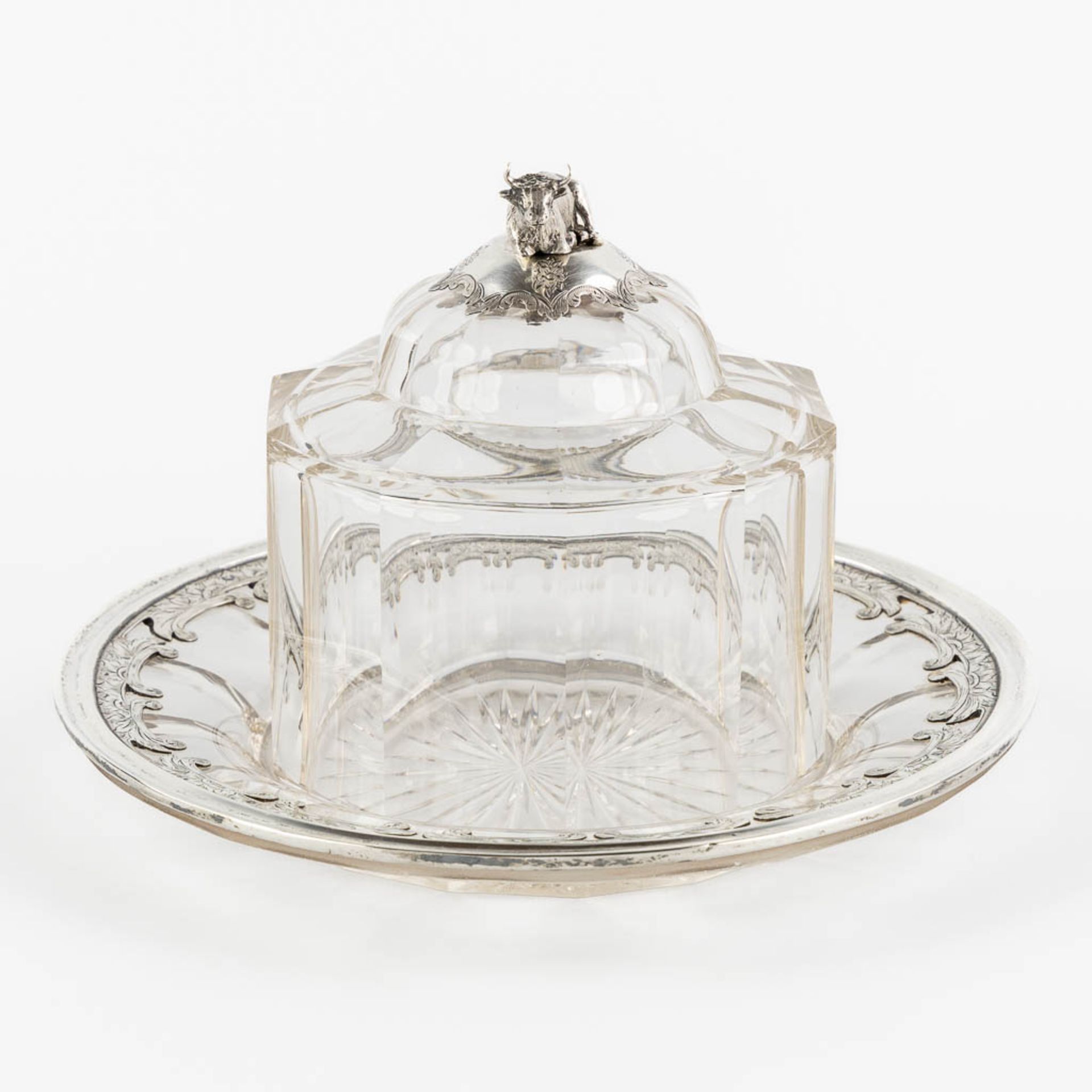 An antique Butter Dish, cut crystal mounted with silver, The Netherlands, 1855. (H:16 x D:24 cm) - Bild 3 aus 15