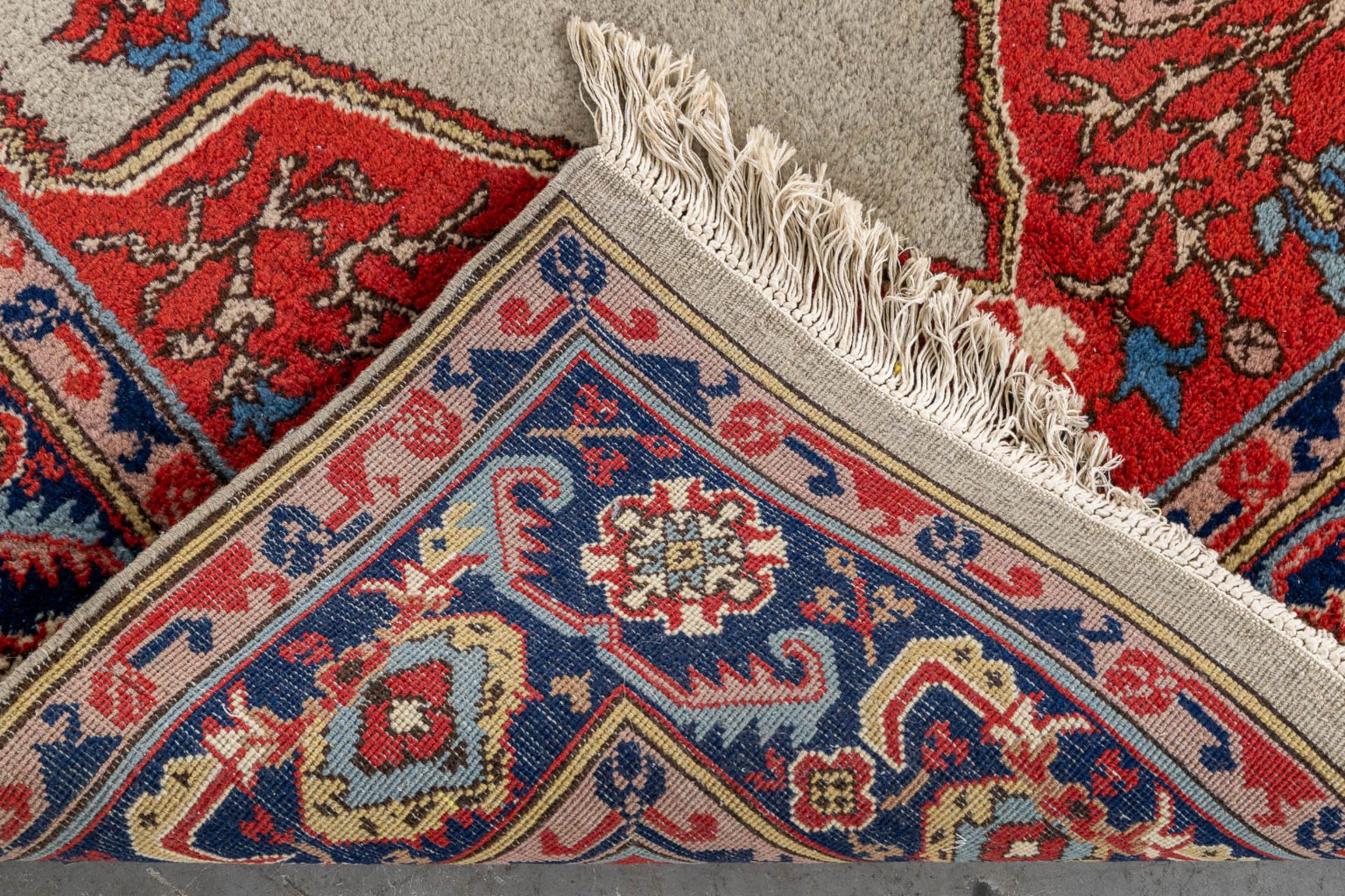 An Oriental hand-made carpet, Kayseri. (L:180 x W:128 cm) - Image 7 of 8