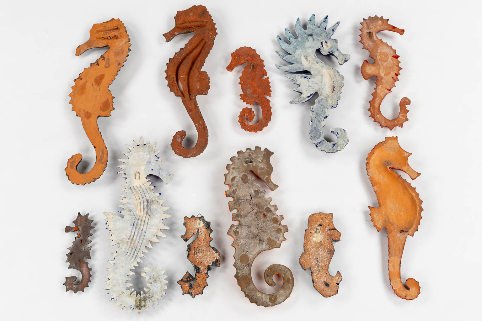 A decorative collection of ceramic Seahorses, circa 1960-1980. (H:52 cm) - Image 9 of 9