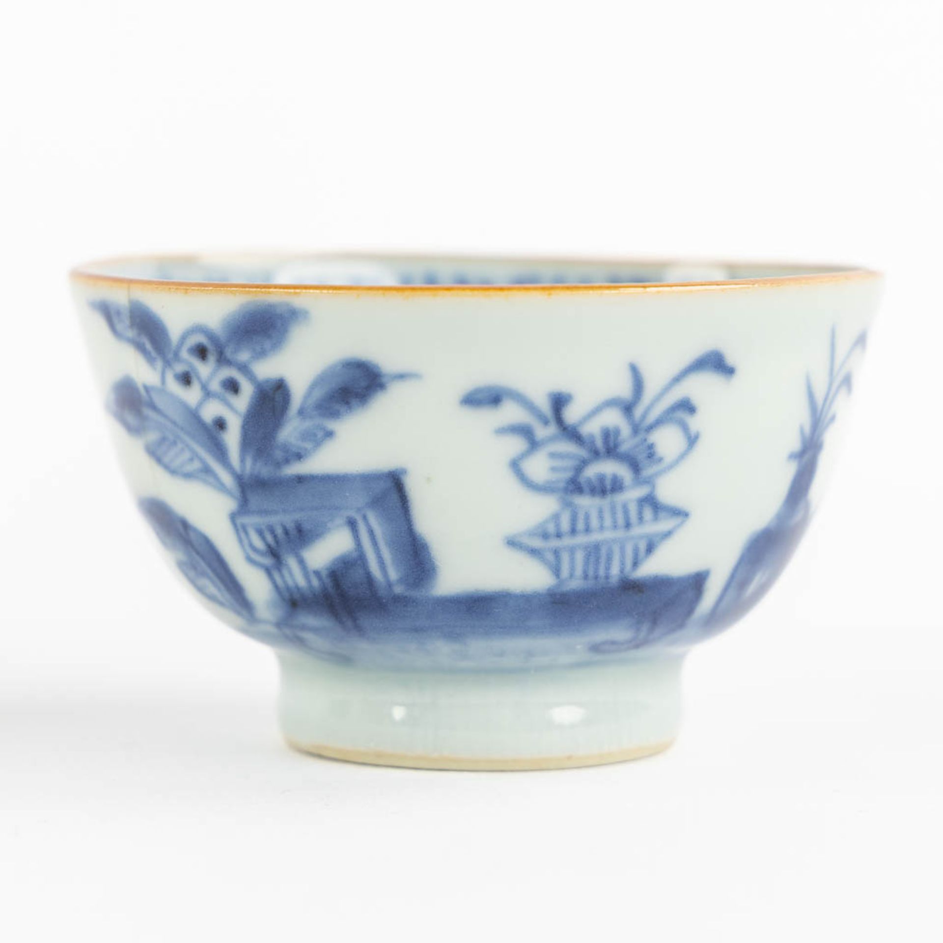 Seven cups and a saucer, Chinese porcelain, Kangxi, Yongzheng and Qianlong period. 18th C. (H:4,5 x - Image 9 of 13