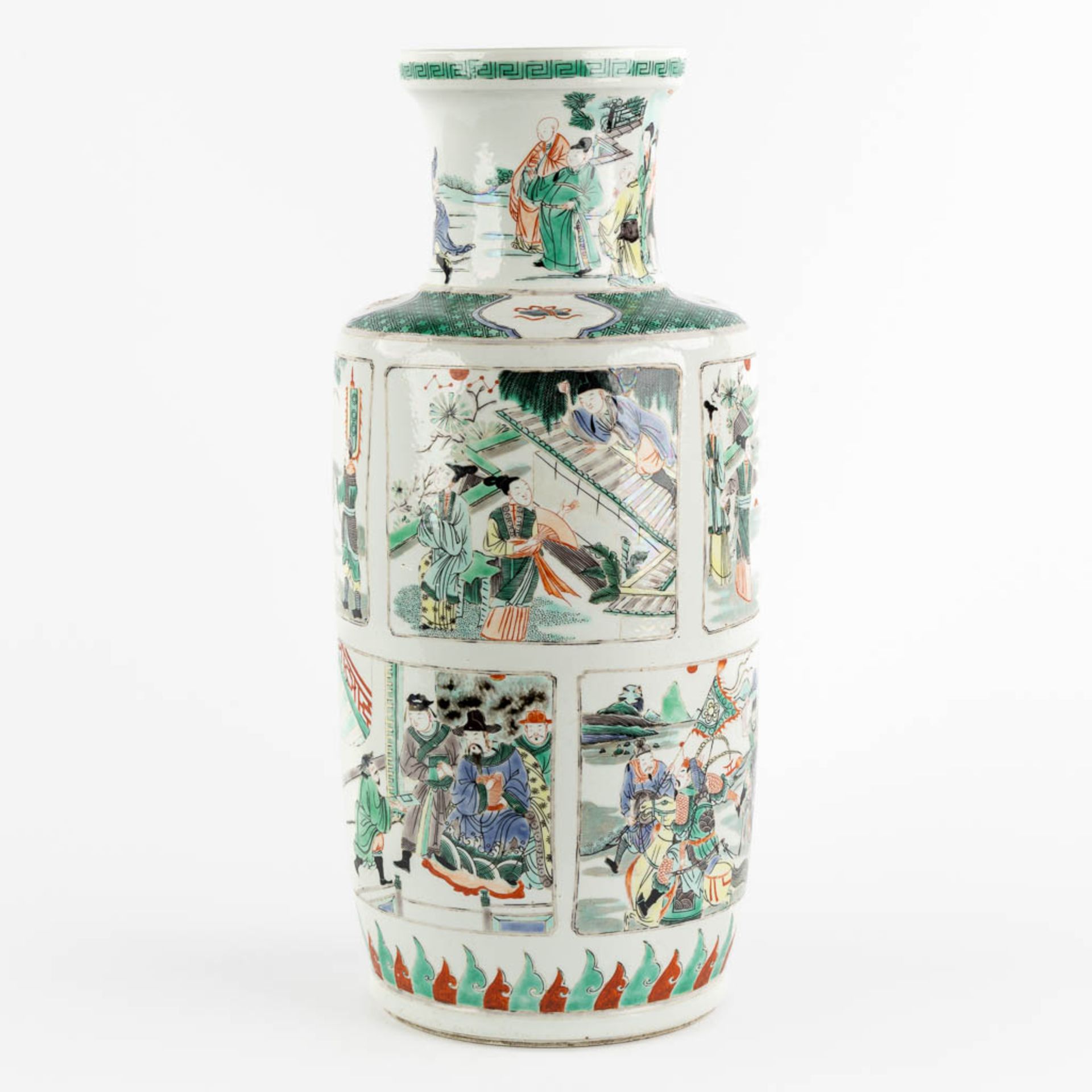 A Chinese Famille Verte vase, 'Roulleau' vase. Kangxi mark. (H:46 x D:20 cm) - Image 5 of 13