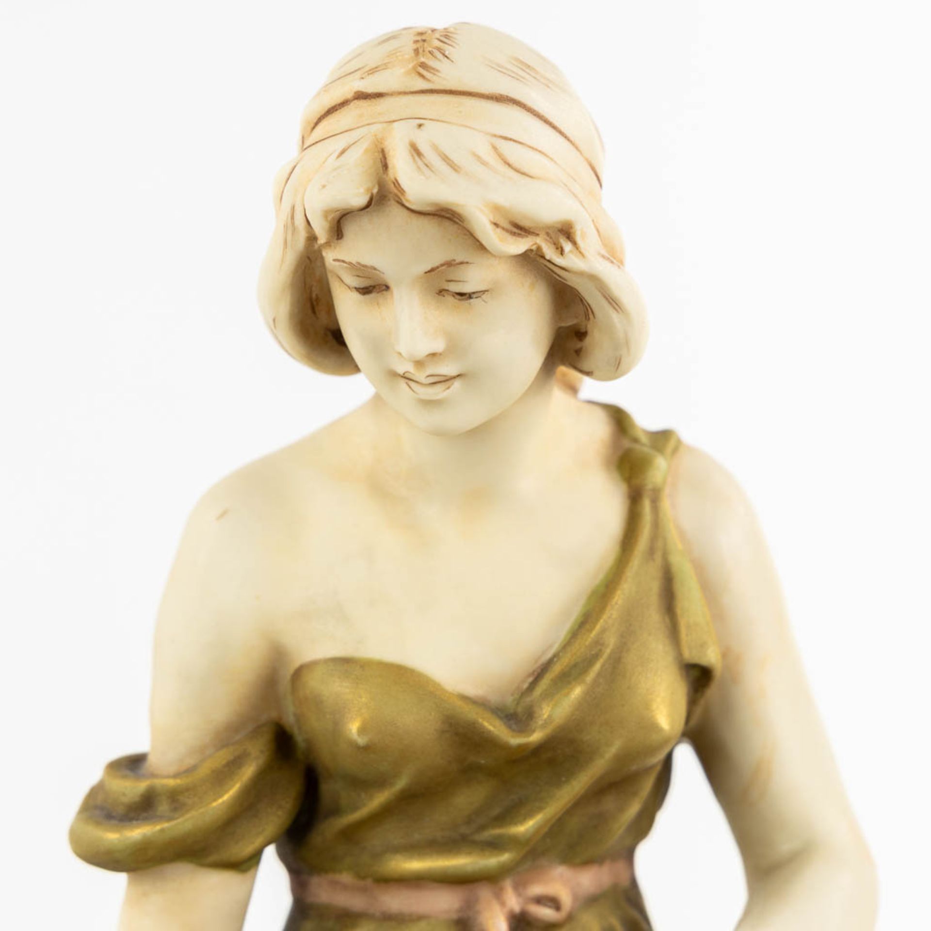 Royal Dux, a pair of vases and a lady with two baskets. Polychrome porcelain. (L:17 x W:36 x H:32 cm - Bild 14 aus 15