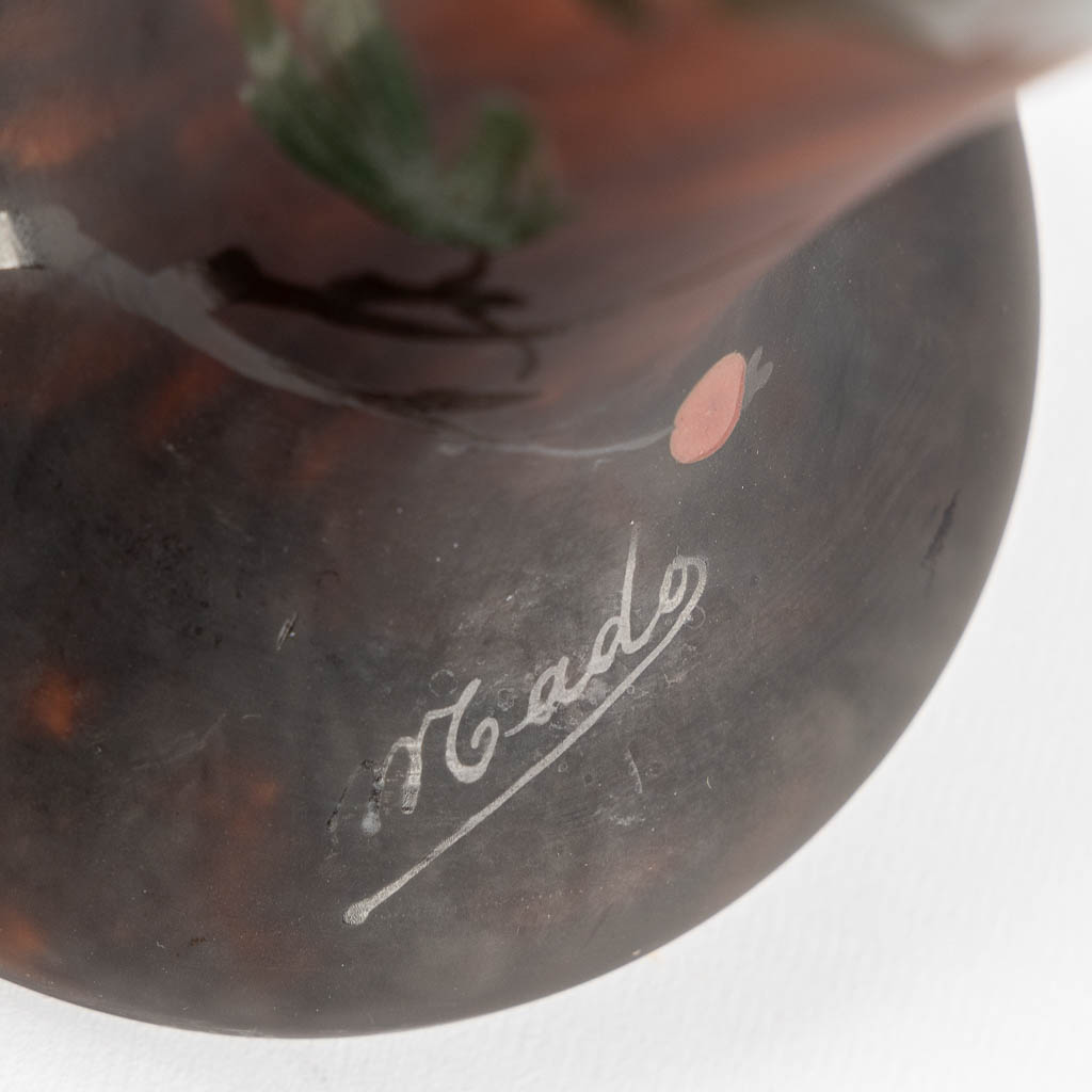 Mado, Nancy, a pate de verre vase. (H:30 x D:10 cm) - Image 9 of 9