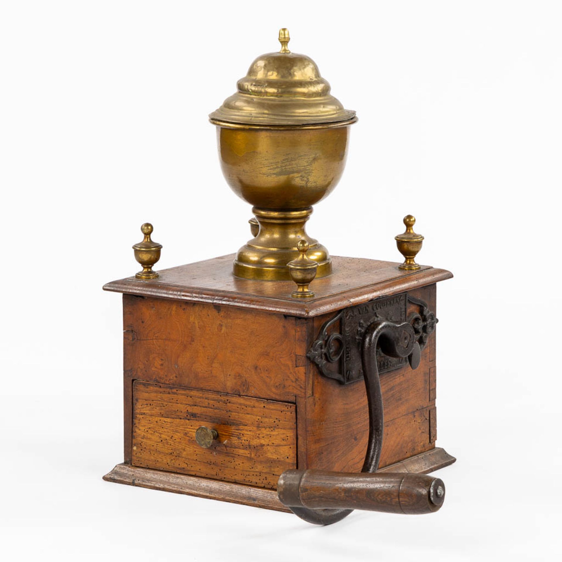 A large and antique 'Coffee Grinder' copper, iron and wood. (L:28 x W:51 x H:52 cm)