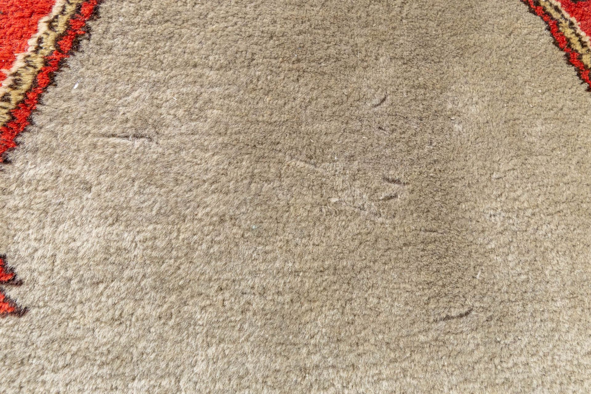 An Oriental hand-made carpet, Kayseri. (L:180 x W:128 cm) - Image 8 of 8
