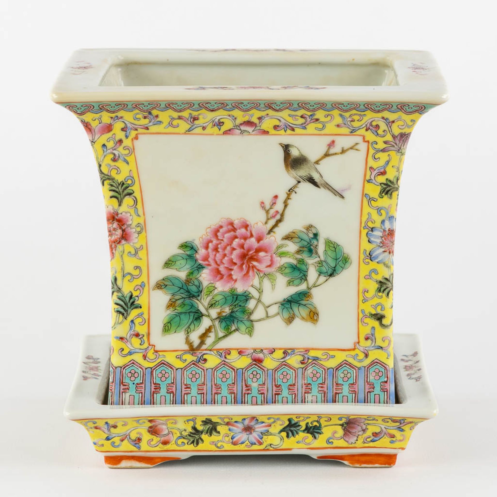 A Chinese Cache Pot, Famille Rose decorated with fauna and flora. (L:18 x W:18 x H:17,5 cm) - Image 5 of 13