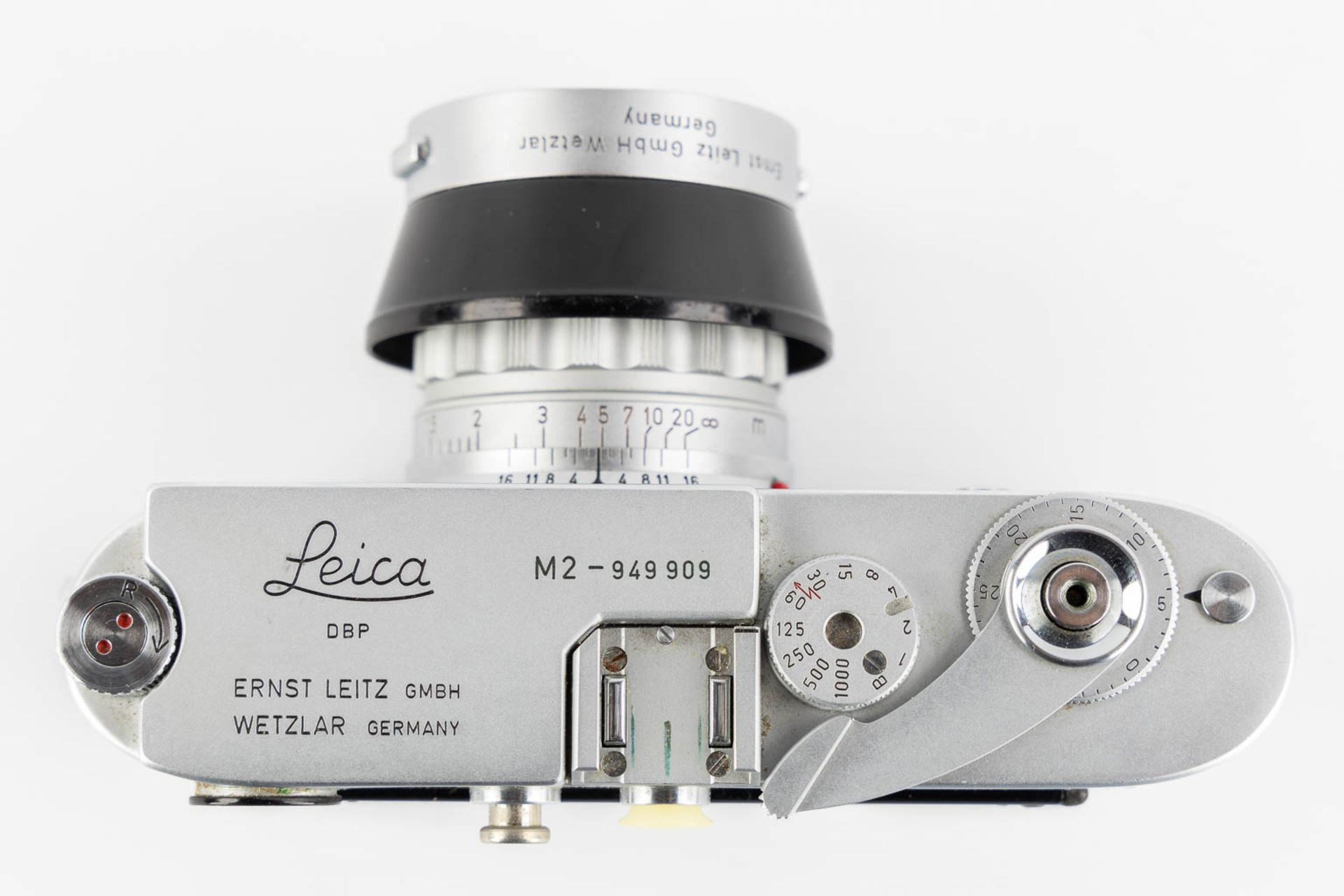Leica, model M2, an analog photocamera. (L:8 x W:14 x H:7,6 cm) - Bild 8 aus 15