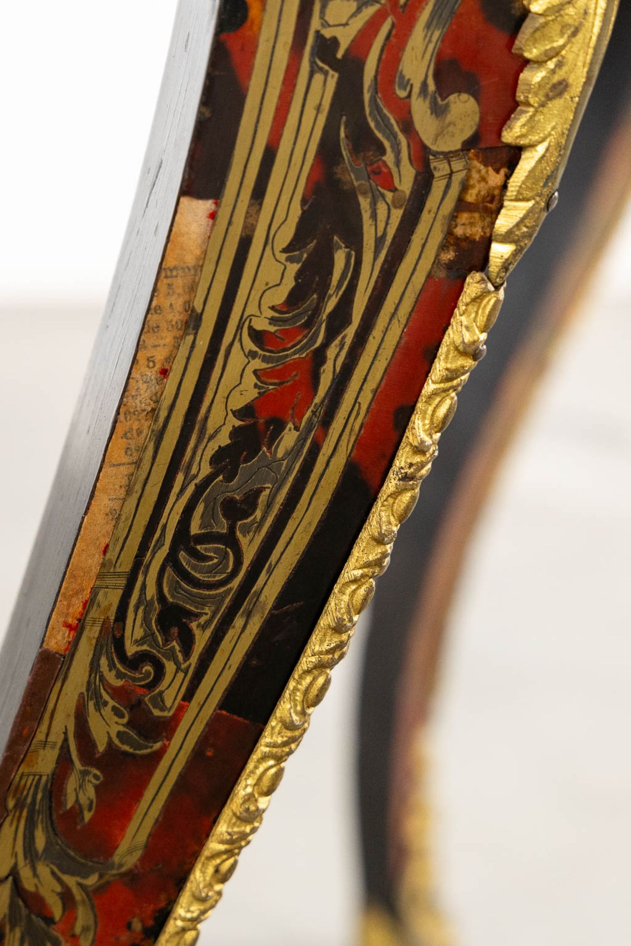 A Boulle 'Table Violon', tortoiseshell and copper inlay, Napoleon 3. (L:73 x W:120 x H:77 cm) - Bild 18 aus 19