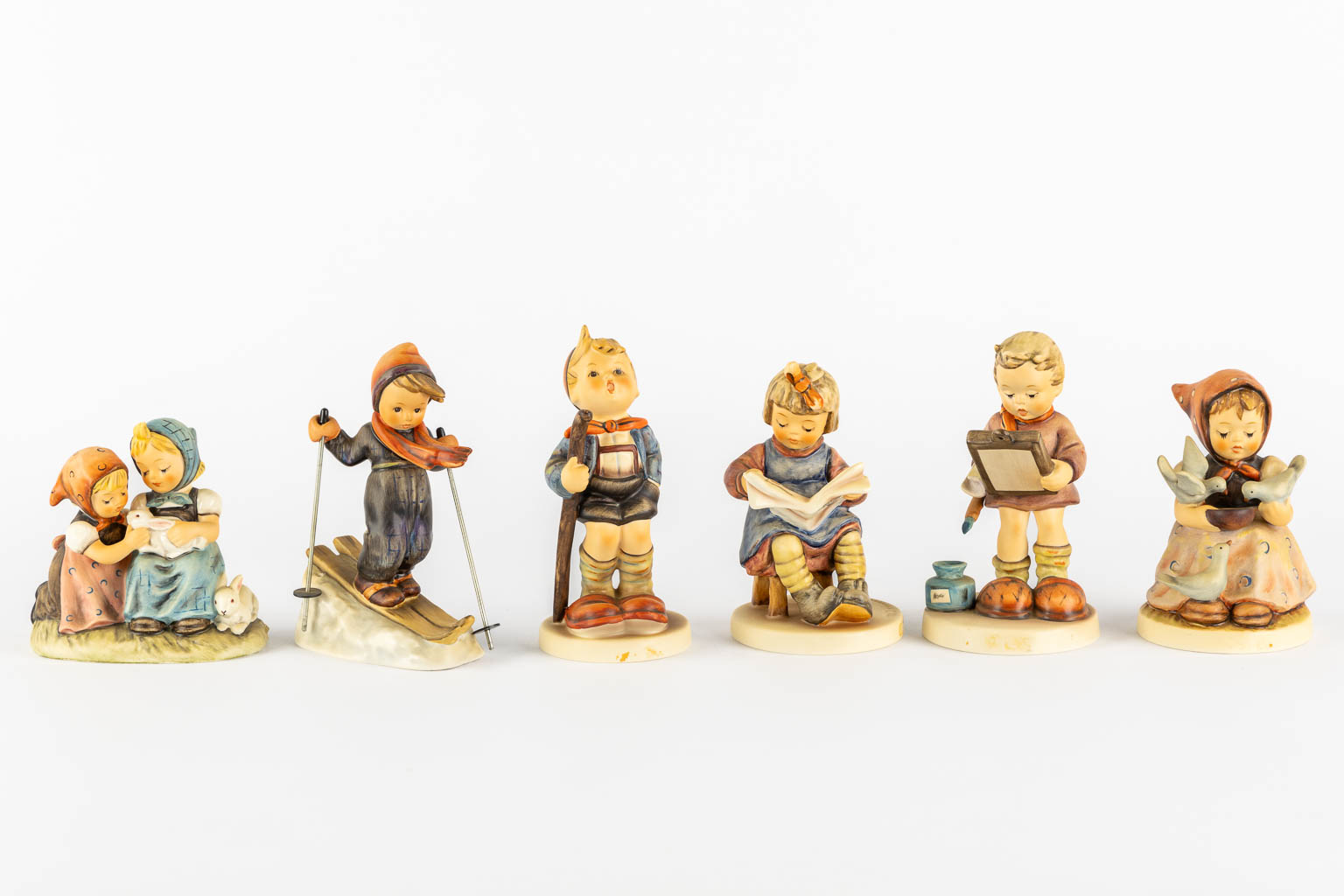 Hummel, 12 figurines, polychrome porcelain. (H:20,5 cm) - Image 3 of 12