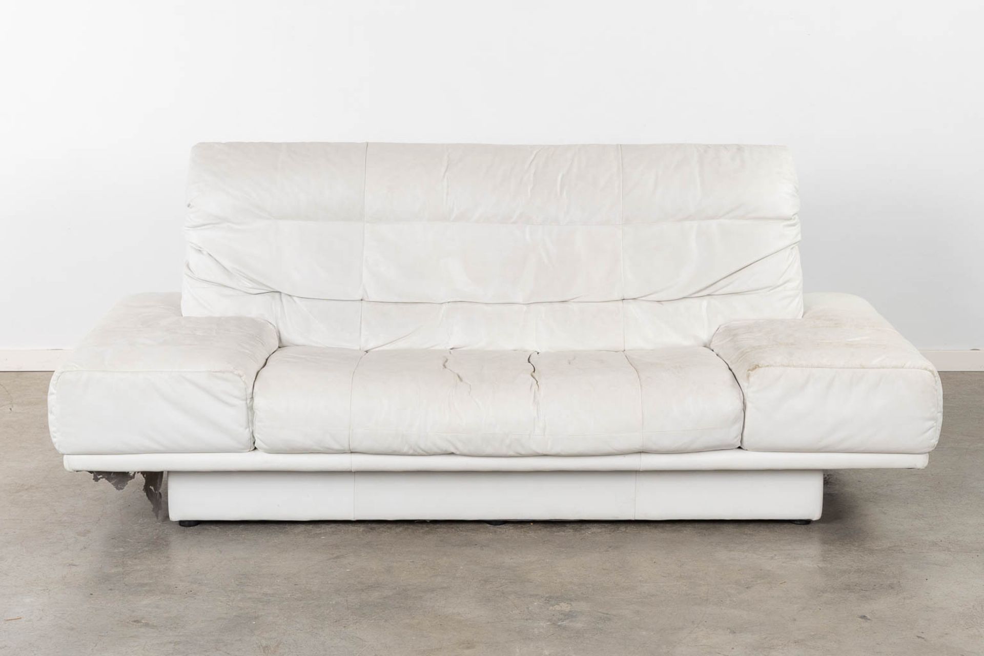 Rolf Benz, a large white leather salon suite. (L:88 x W:205 x H:86 cm) - Bild 4 aus 8