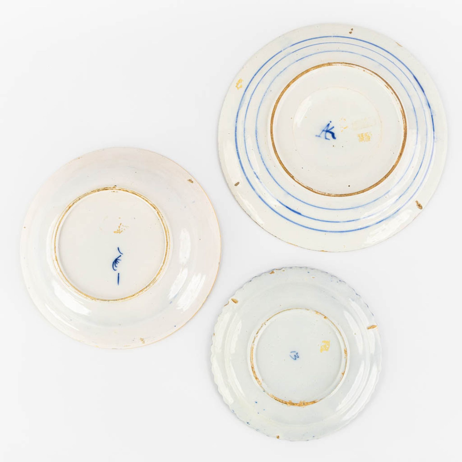 Delft, a collection of table accessories and plates. (L:11 x W:30 x H:28 cm) - Image 4 of 18