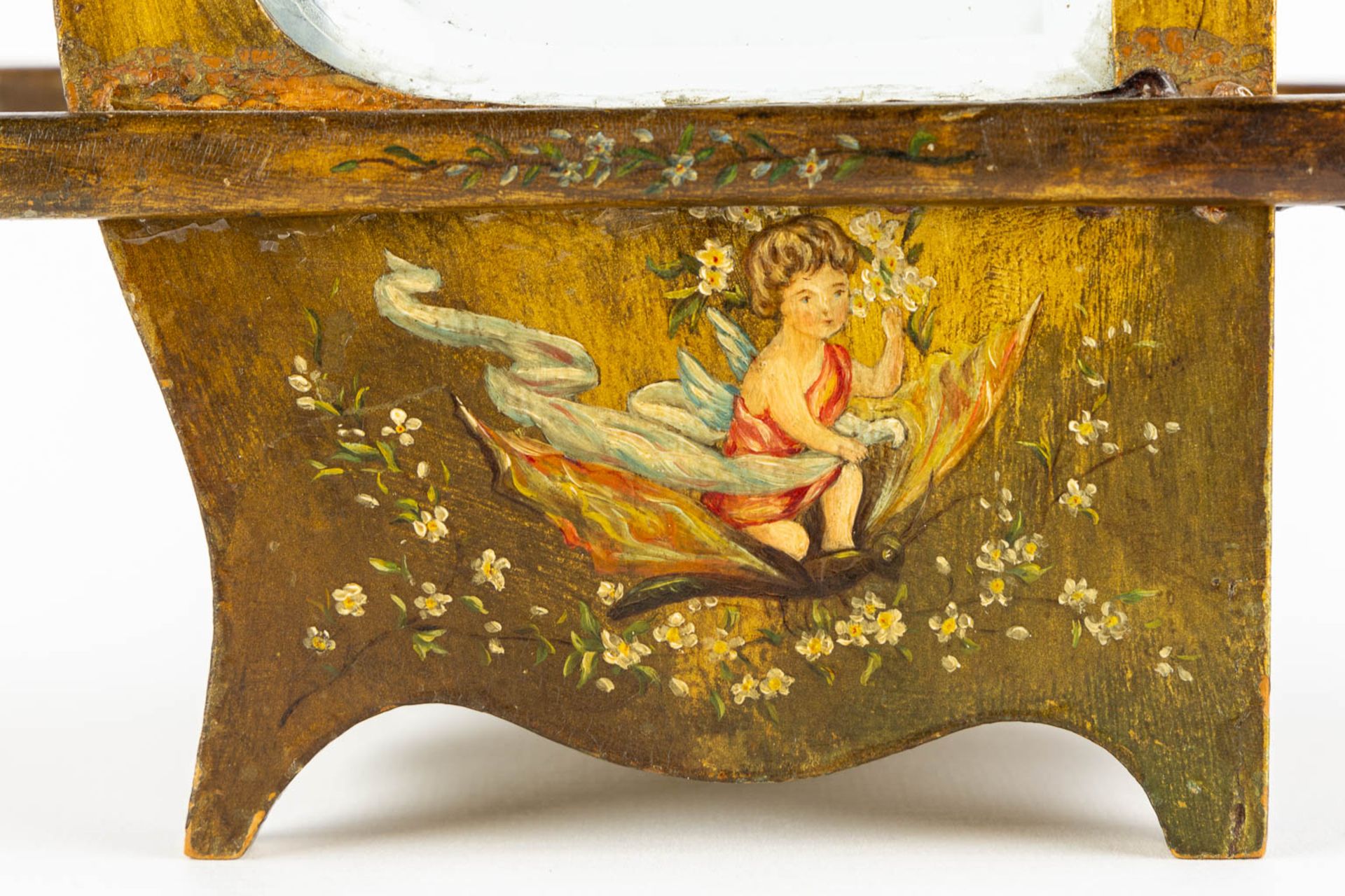 A miniature Jewelry box in the shape of a 'Sedan Chair', circa 1900. (L:25 x W:12,5 x H:20 cm) - Bild 7 aus 12