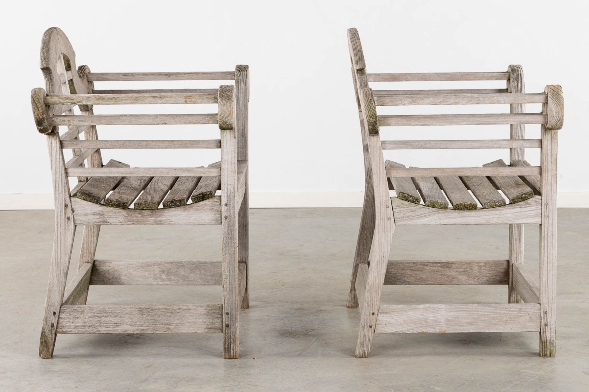 A large garden bench and two armchairs, teak. (L:60 x W:200 x H:105 cm) - Bild 4 aus 18