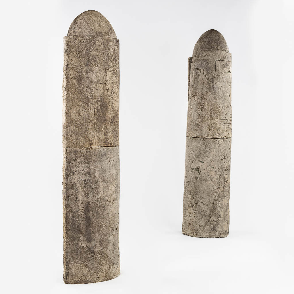 Pia MANU (XX) 'Brutalist Totem (2x)'. (L:25 x W:40 x H:179,5 cm) - Image 3 of 14