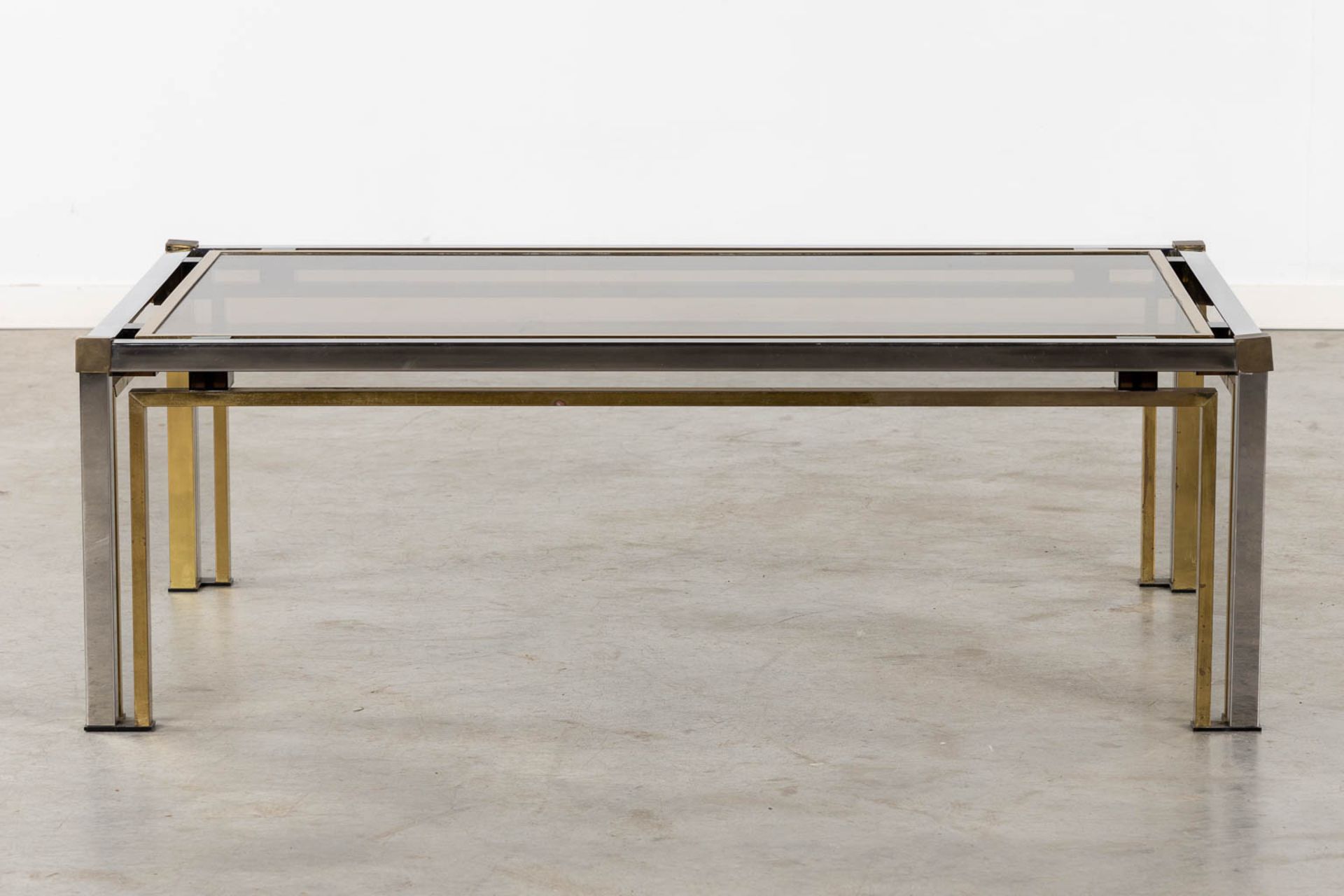 A coffee table, brass and glass. Dewulf Selection / Belgo Chrome. (L:60 x W:120 x H:50 cm) - Image 4 of 7