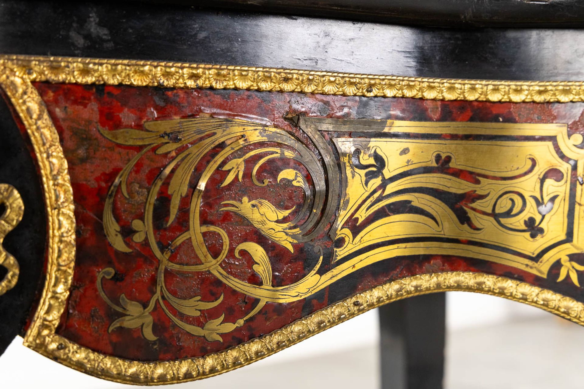 A Boulle 'Table Violon', tortoiseshell and copper inlay, Napoleon 3. (L:73 x W:120 x H:77 cm) - Bild 17 aus 19