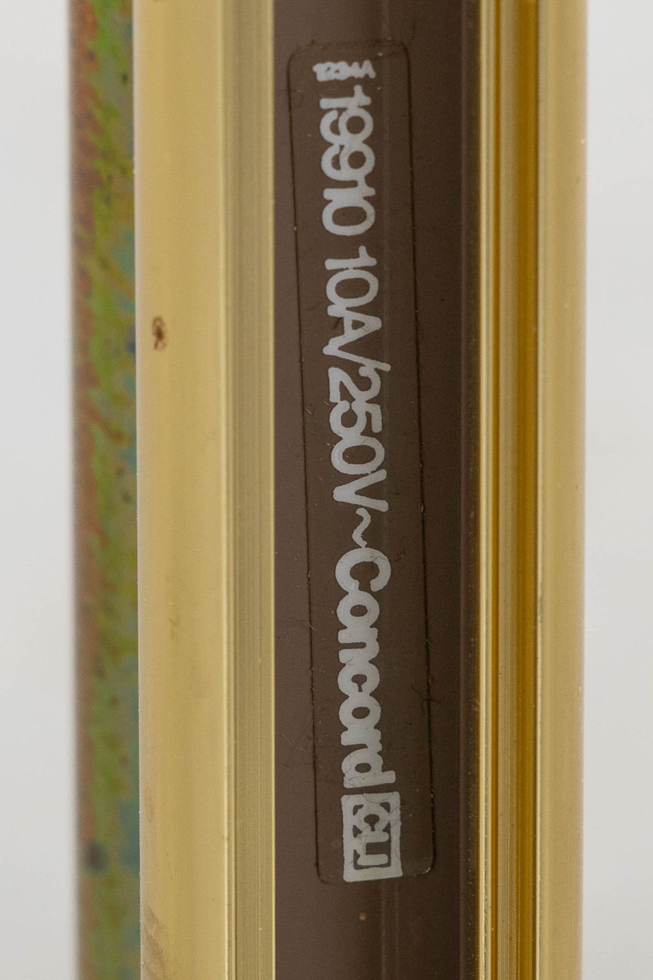 Concord, A decorative floor lamp, gilt brass. (H:167 cm) - Bild 11 aus 11