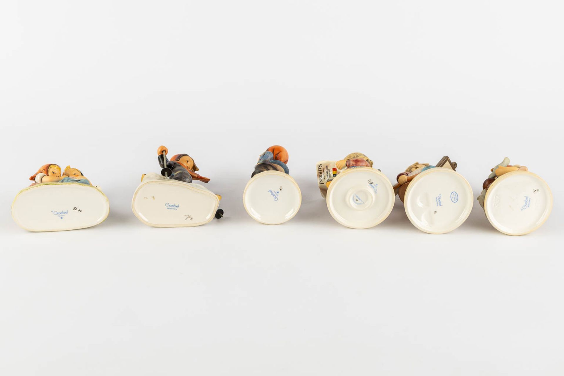 Hummel, 12 figurines, polychrome porcelain. (H:20,5 cm) - Image 5 of 12