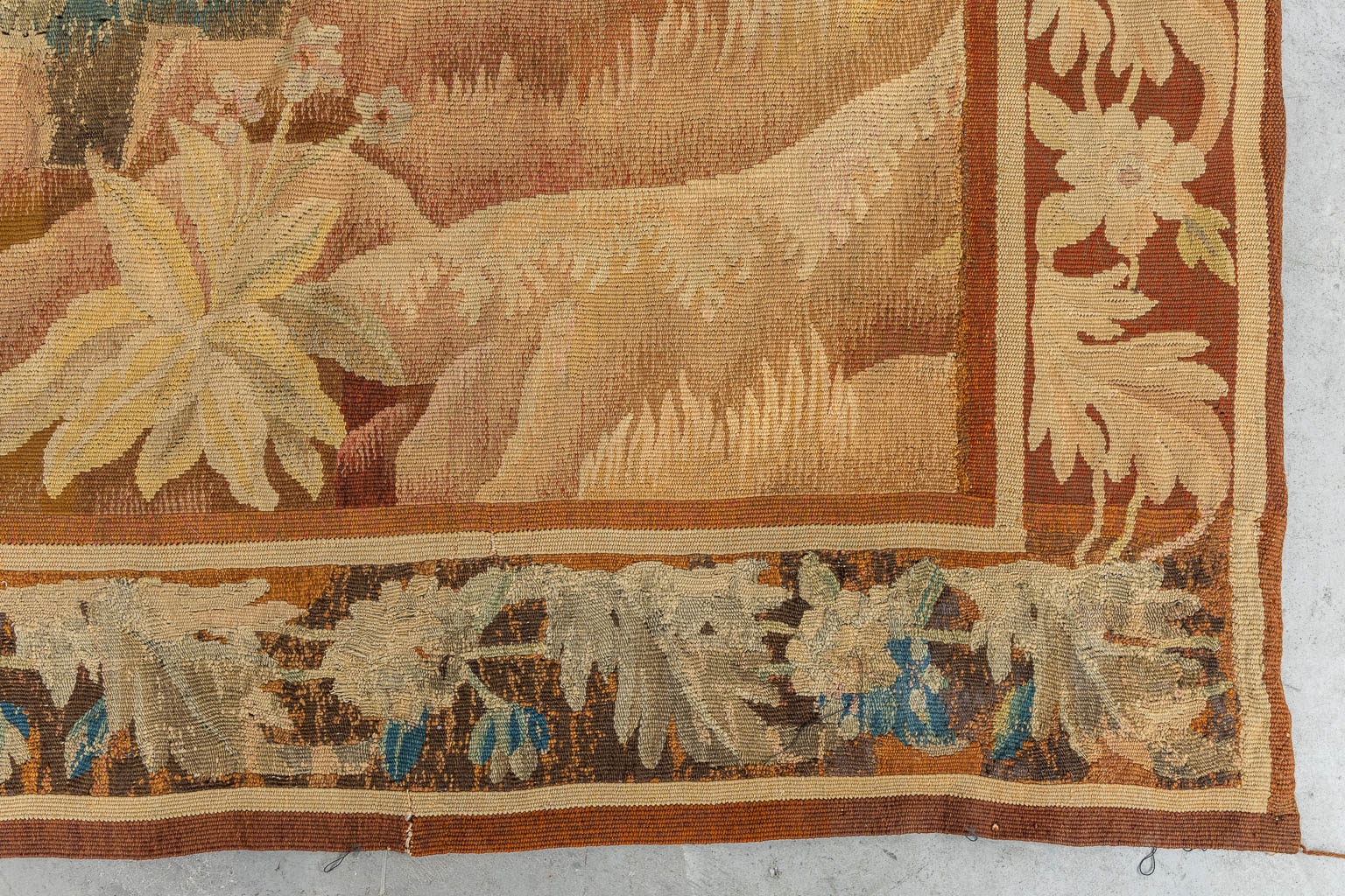 An antique Tapissery, decorated with fauna and flora. 17th C. (L:400 x W:260 cm) - Image 3 of 12