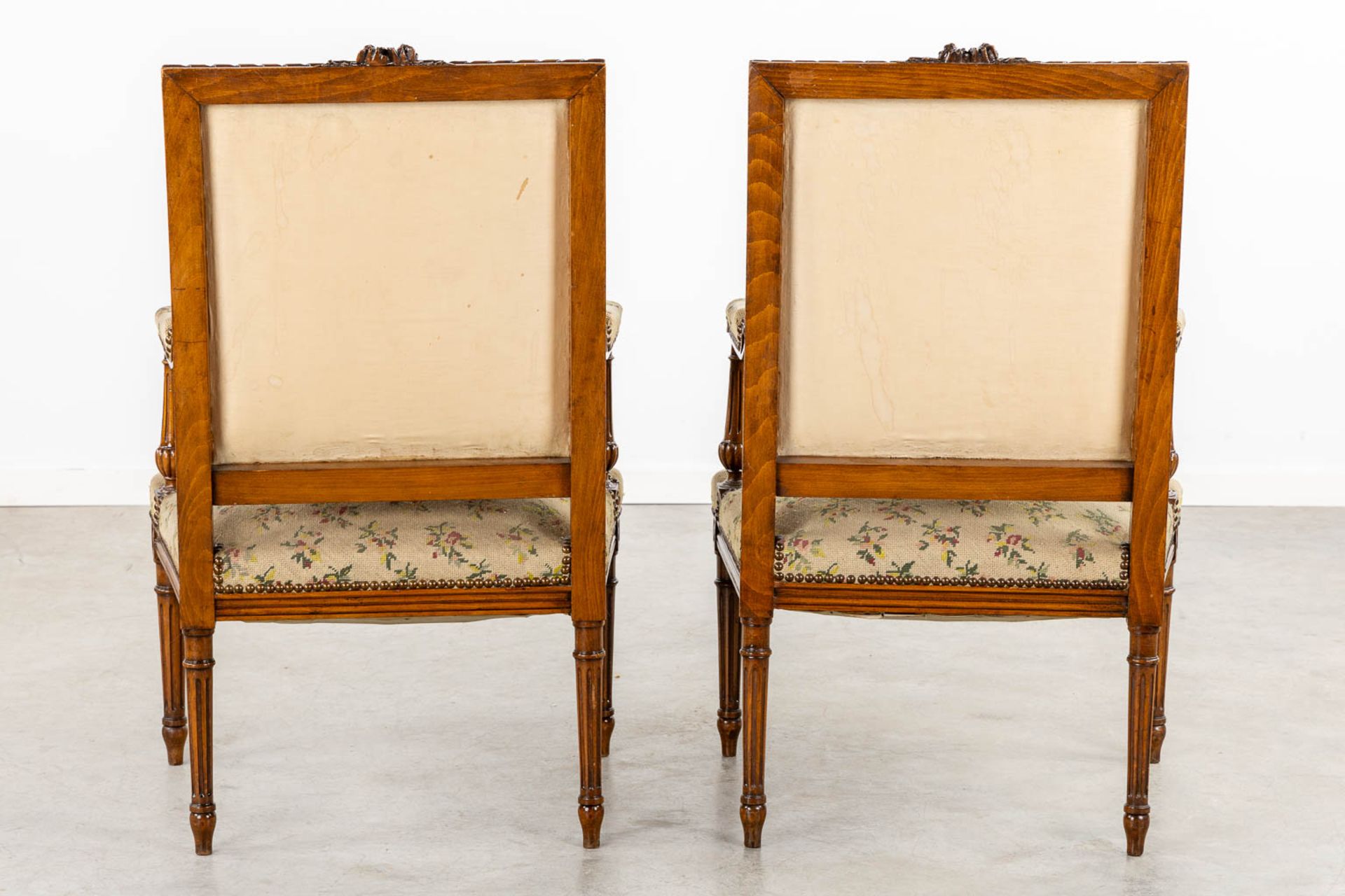 A pair of wood-sculptured armchairs with emboidered upholstry. Louis XVI style. (L:62 x W:64 x H:100 - Image 5 of 11