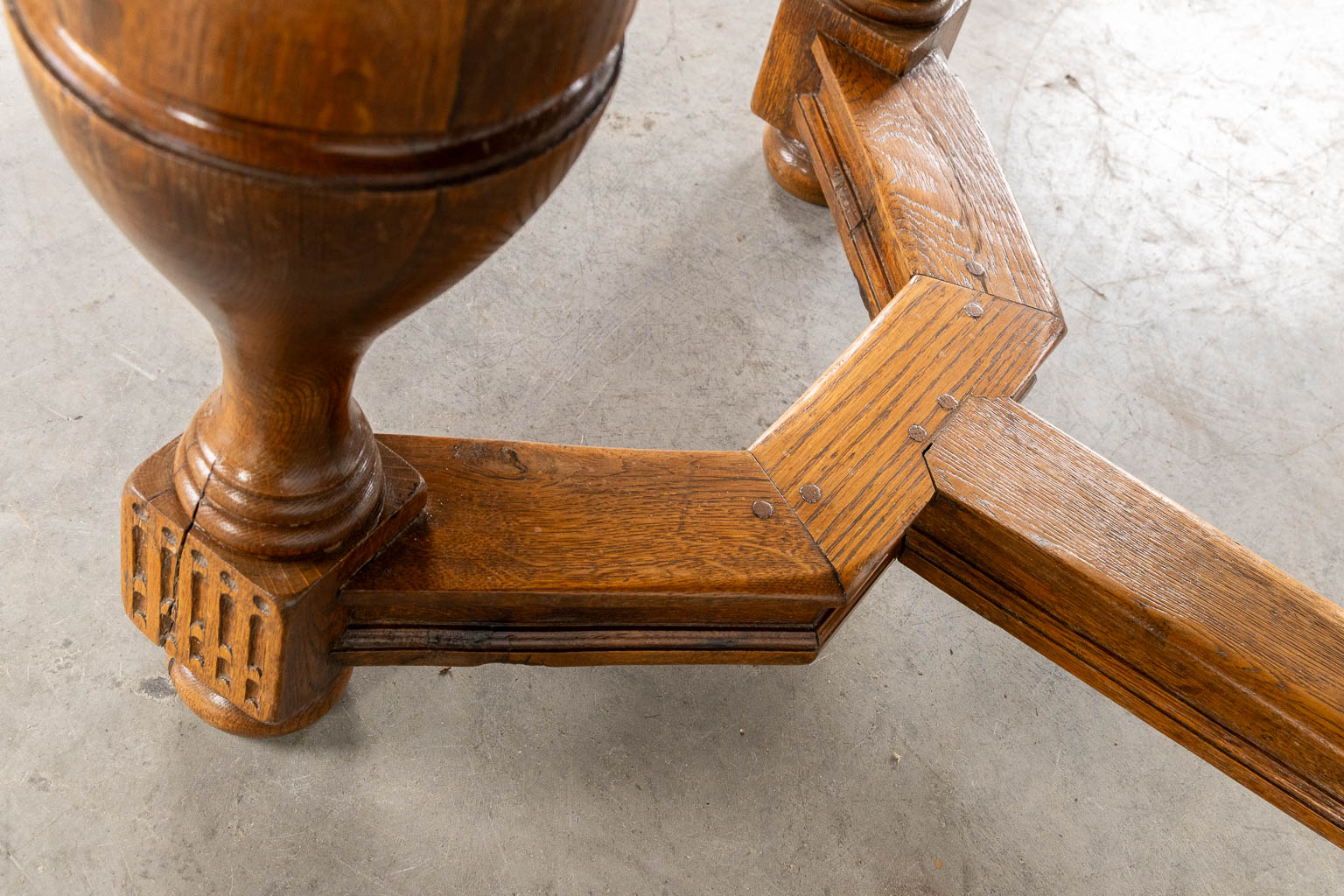 An antique table, oak, 19th C. (L:76 x W:140 x H:78 cm) - Image 13 of 13