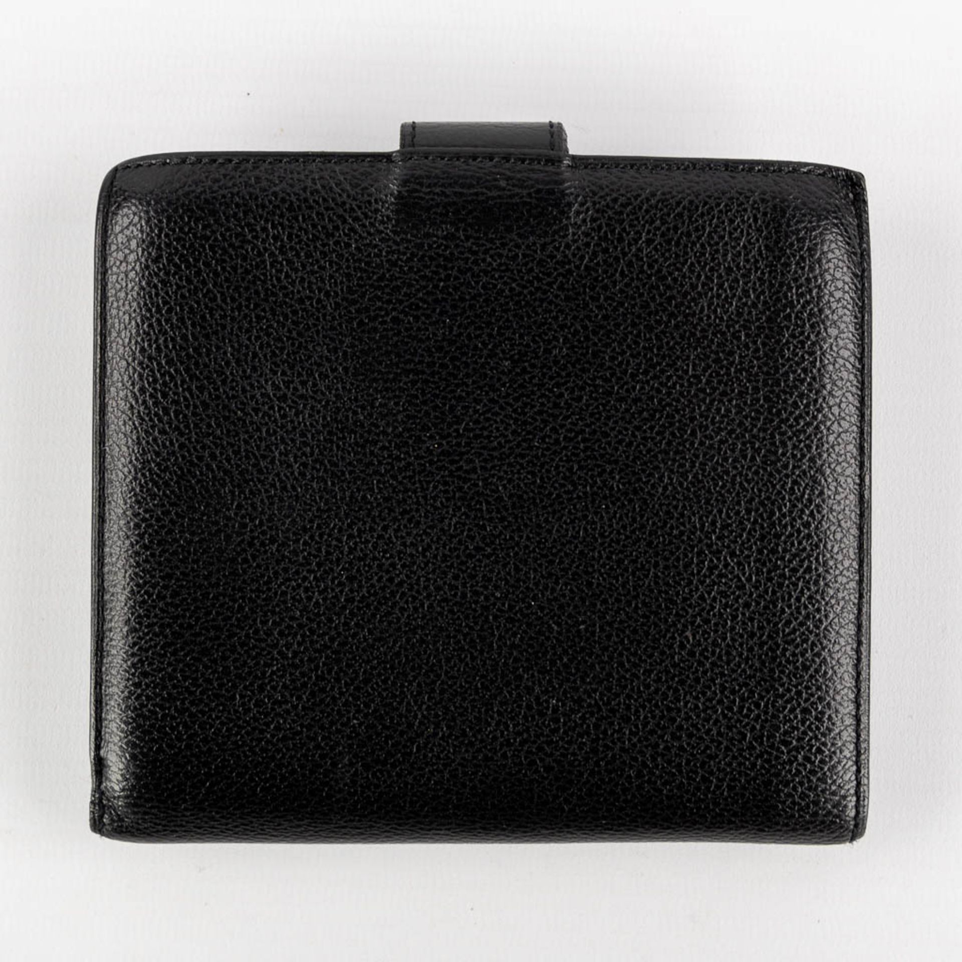 Delvaux, two handbags, a wallet and pen holder. (W:30 x H:25 cm) - Bild 4 aus 20