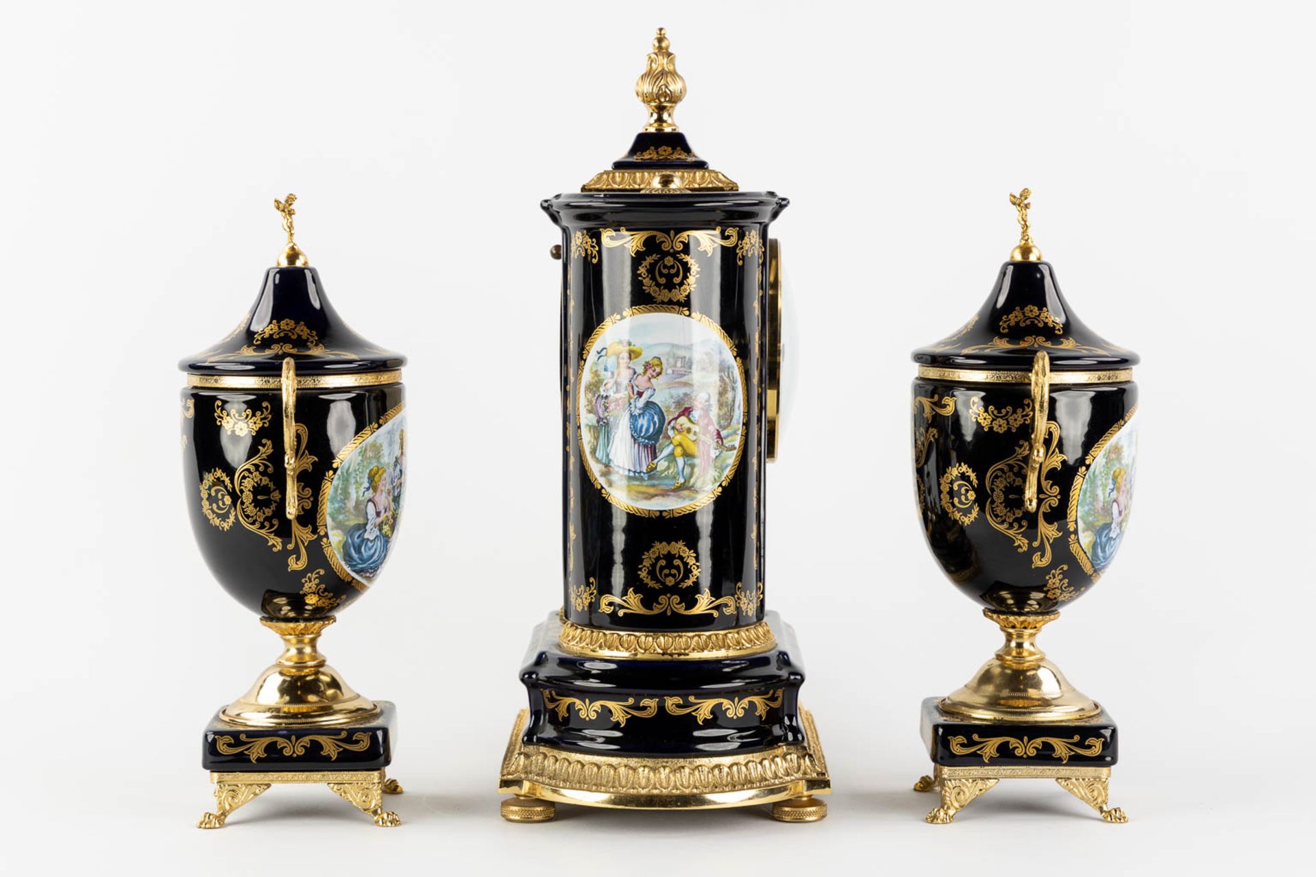 A.Rotondo, A three-piece mantle garniture clock, in the style of Limoges and A.C.F. (L:16 x W:25,5 x - Bild 4 aus 12