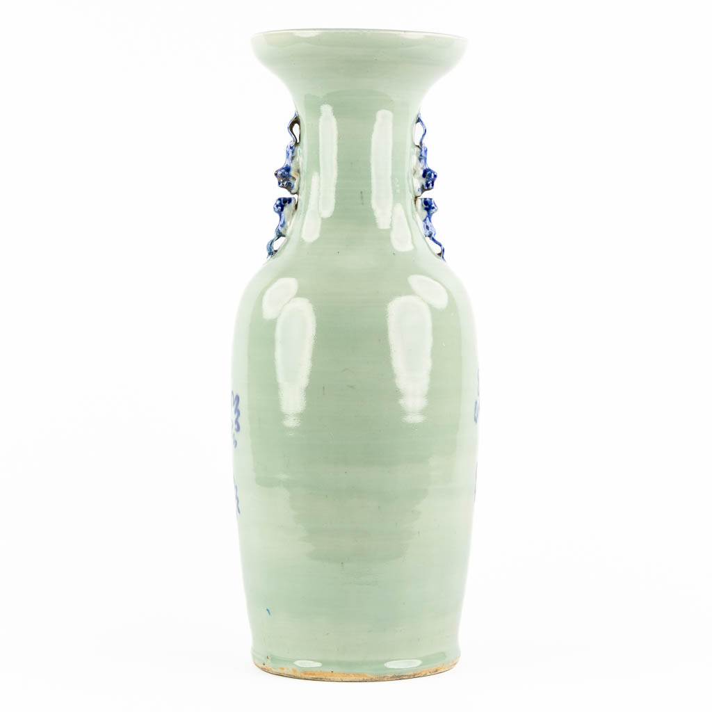 A Chinese celadon vase, decorated with flowers. 19th C. (H:56 x D:22 cm) - Image 5 of 12