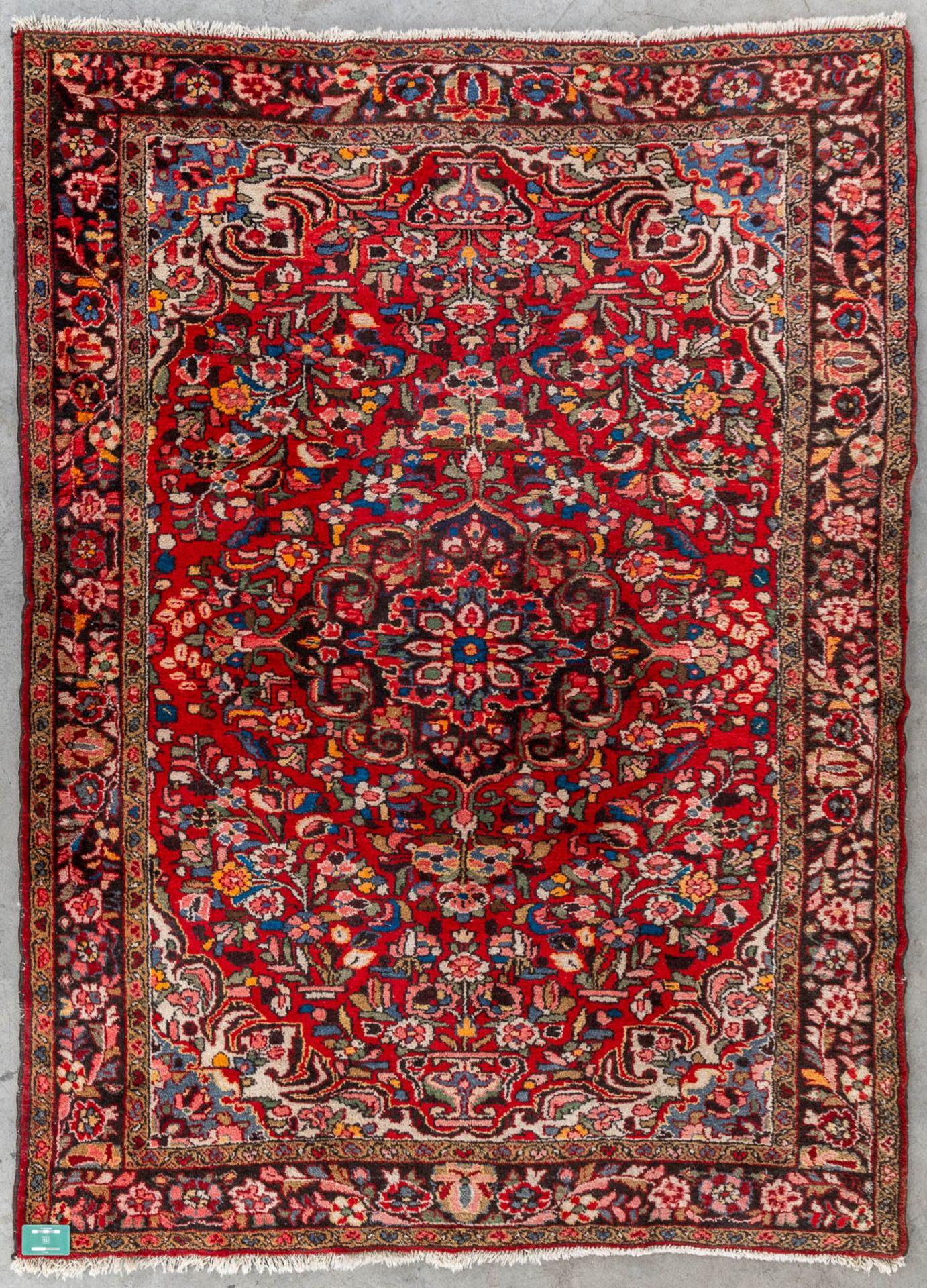 An Oriental hand-made carpet, Kashan. (L:217 x W:158 cm) - Bild 2 aus 8