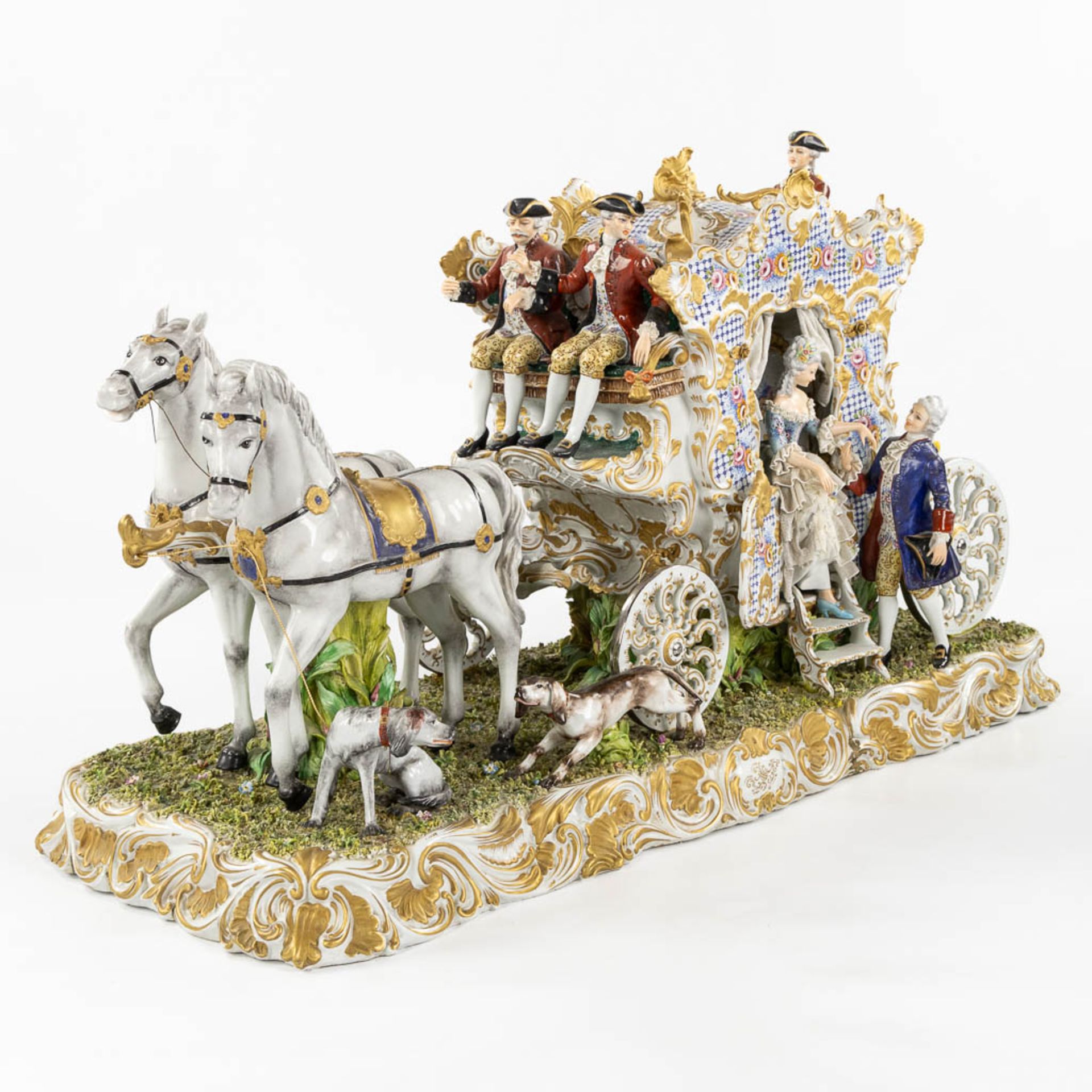 Capodimonte, an exceptionally large horse-drawn carriage, polychrome porcelain. (L:90 x W:40 x H:54 - Image 7 of 14