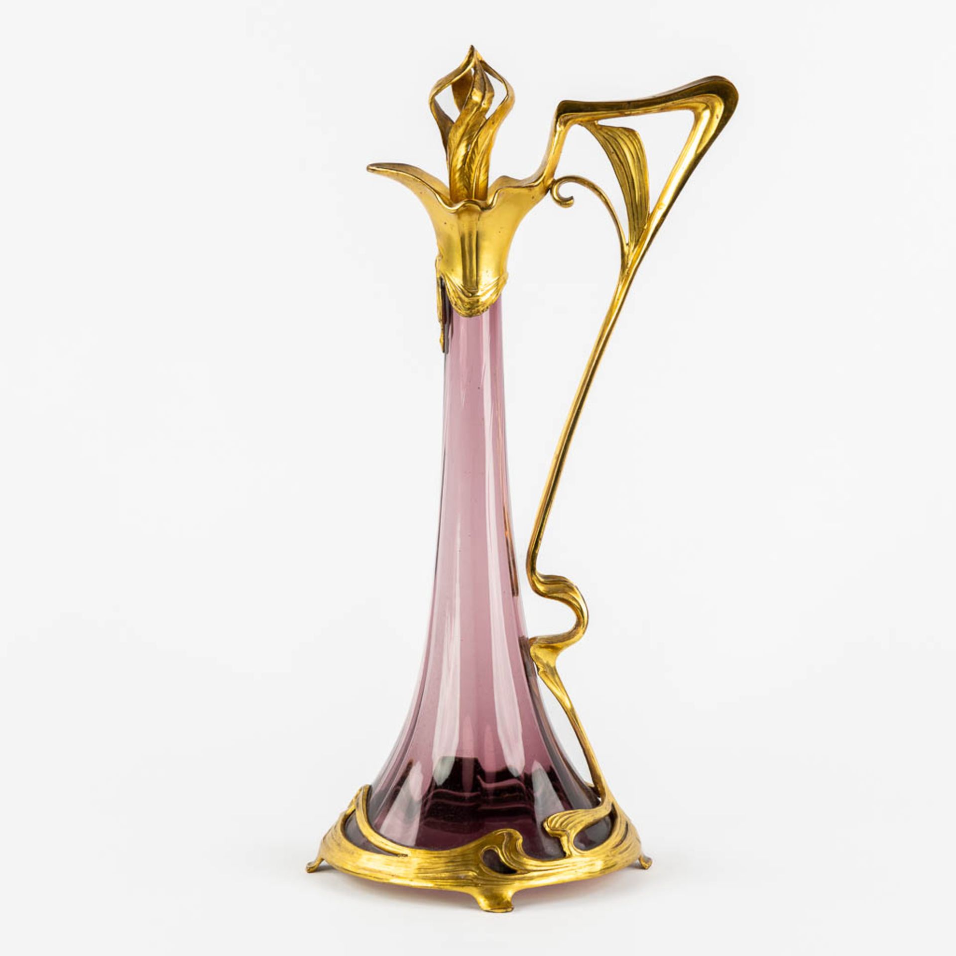 A pitcher, gilt metal and purple glass, Art Nouveau. (L:16 x W:20 x H:39 cm) - Image 5 of 11