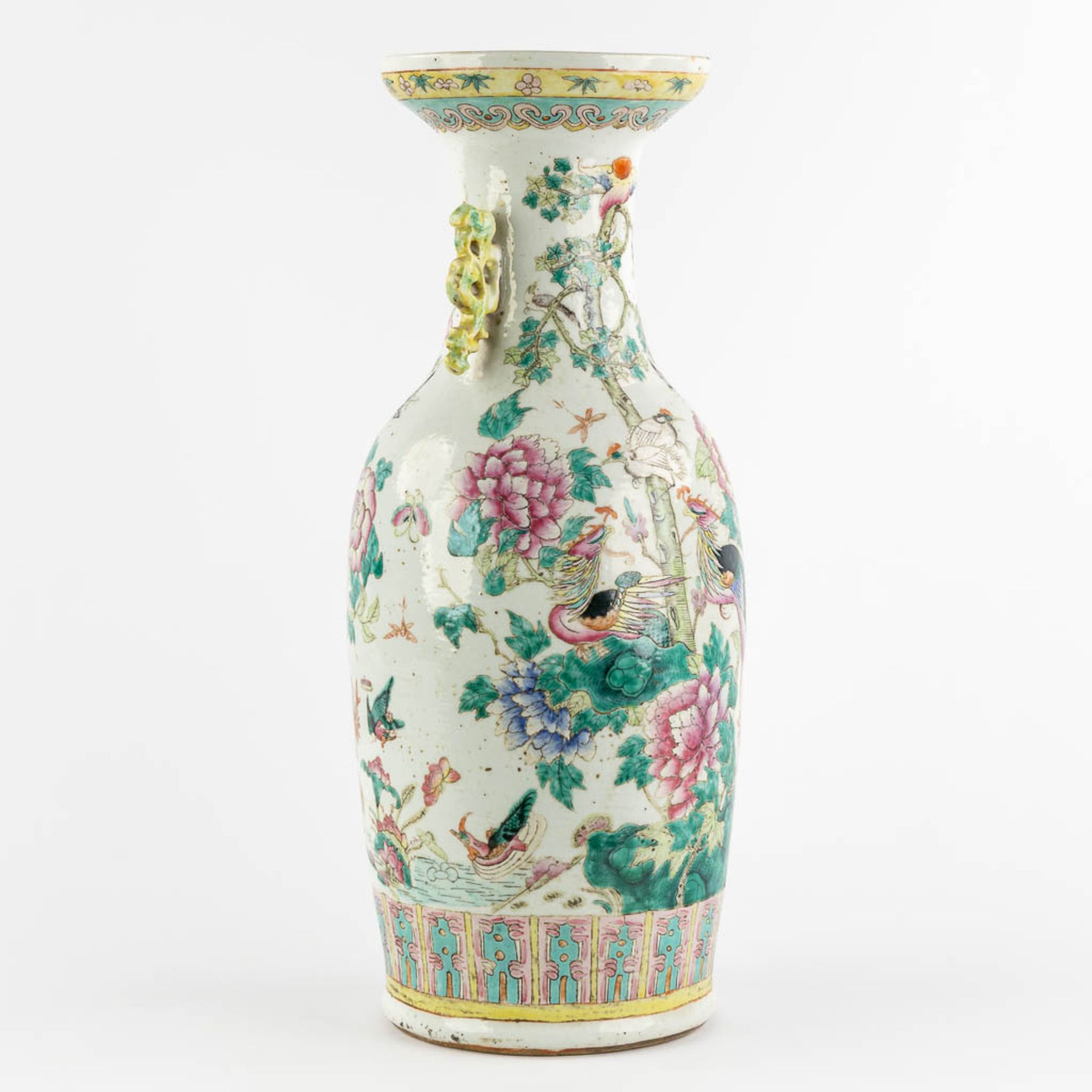 A Chinese Vase, Famille Rose decorated with Fauna and Flora. (H:60 x D:25 cm) - Image 3 of 12