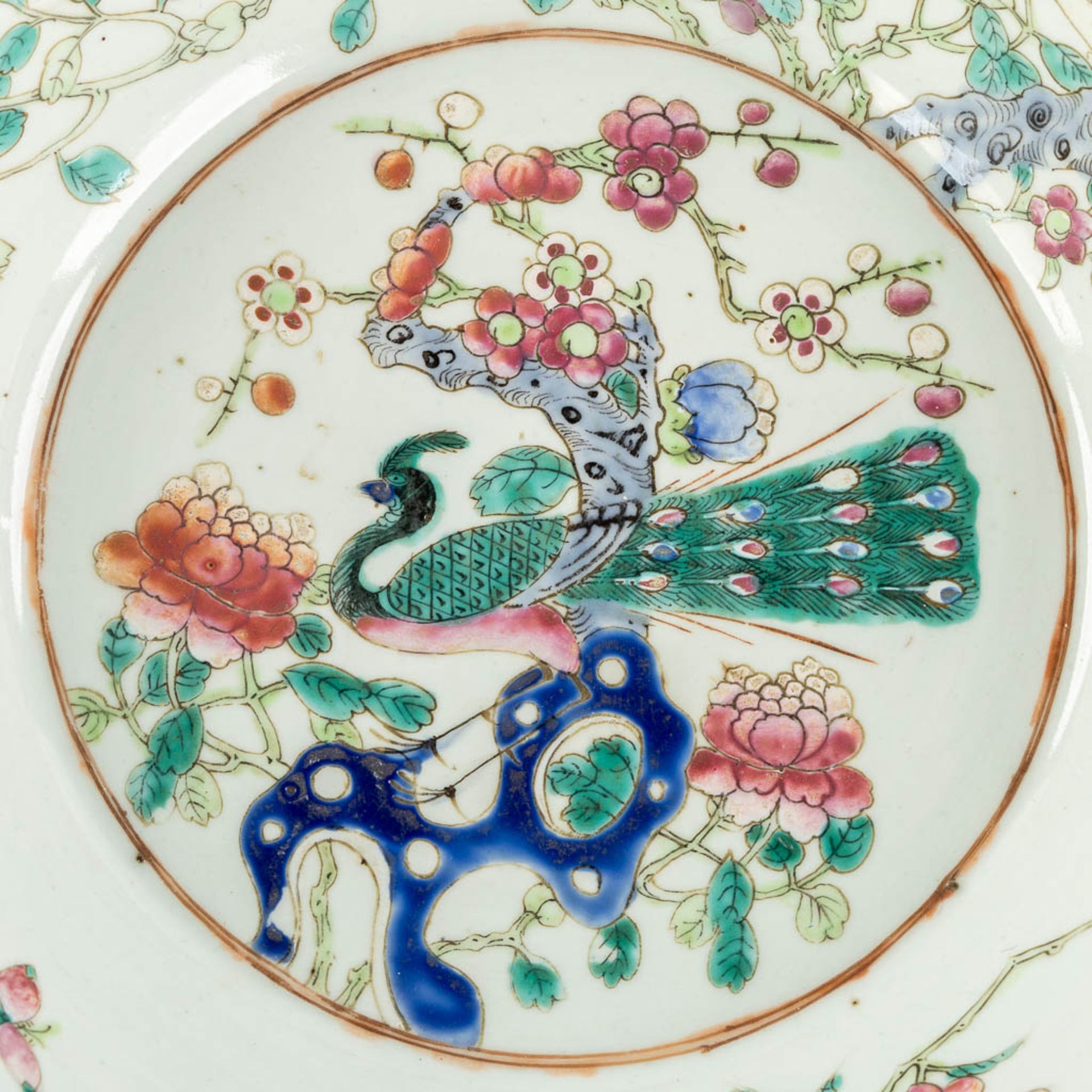 A large Chinese bowl, Famille Rose decorated with a Peacock and blossoms. 19th century. (H:12,5 x D: - Image 3 of 10