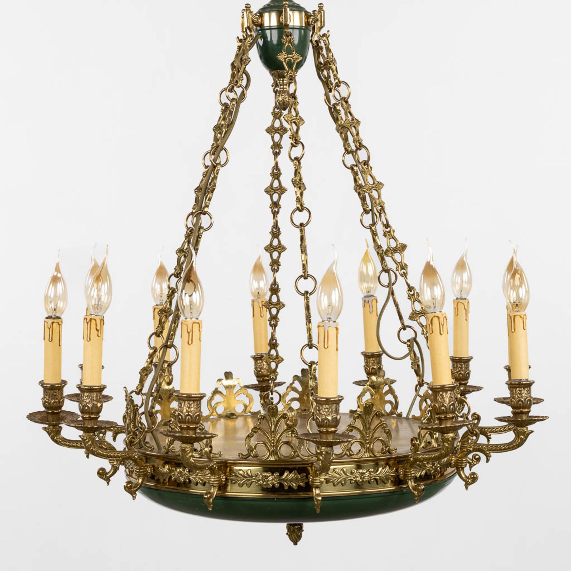 A chandelier, brass in Empire style. Circa 1970. (H:104 x D:73 cm) - Bild 3 aus 8