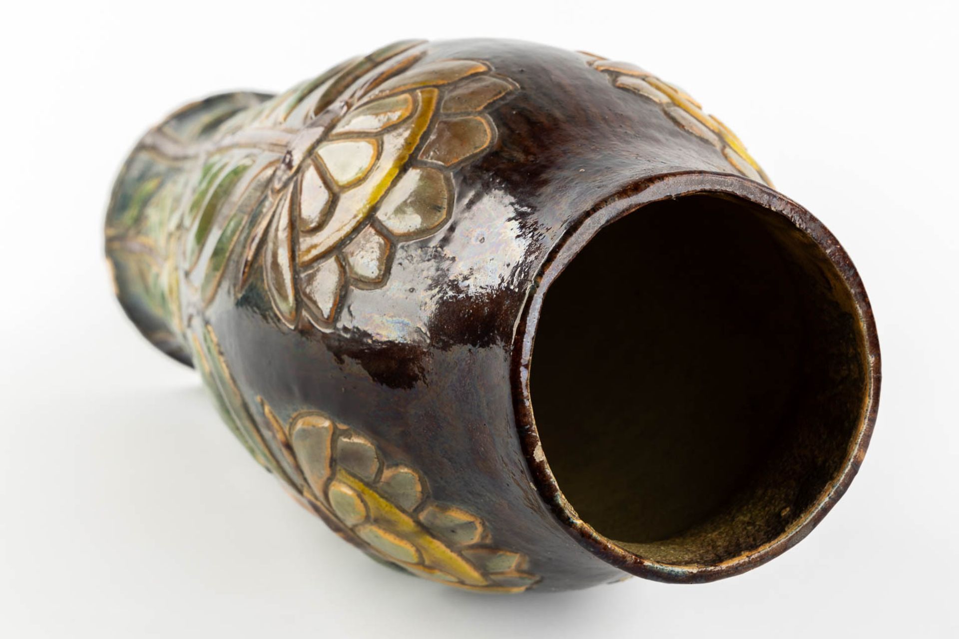 Flemish Earthenware, a large vase, Art Nouveau. (H:61,5 x D:22 cm) - Bild 8 aus 11
