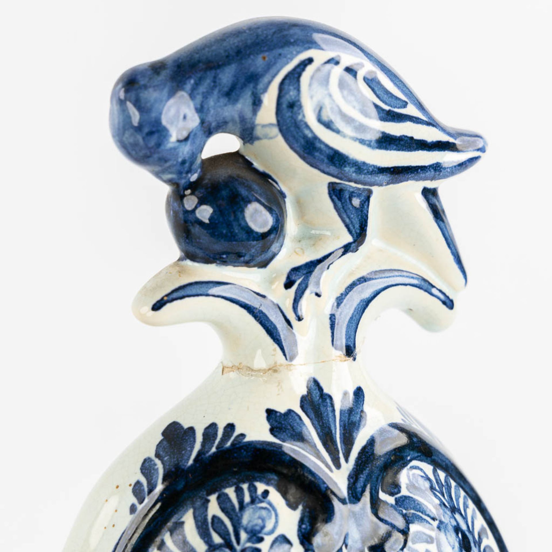 Oud Delft, Nijmegen. A 5-piece 'Kaststel', faience. (L:12 x W:18 x H:38 cm) - Image 12 of 18